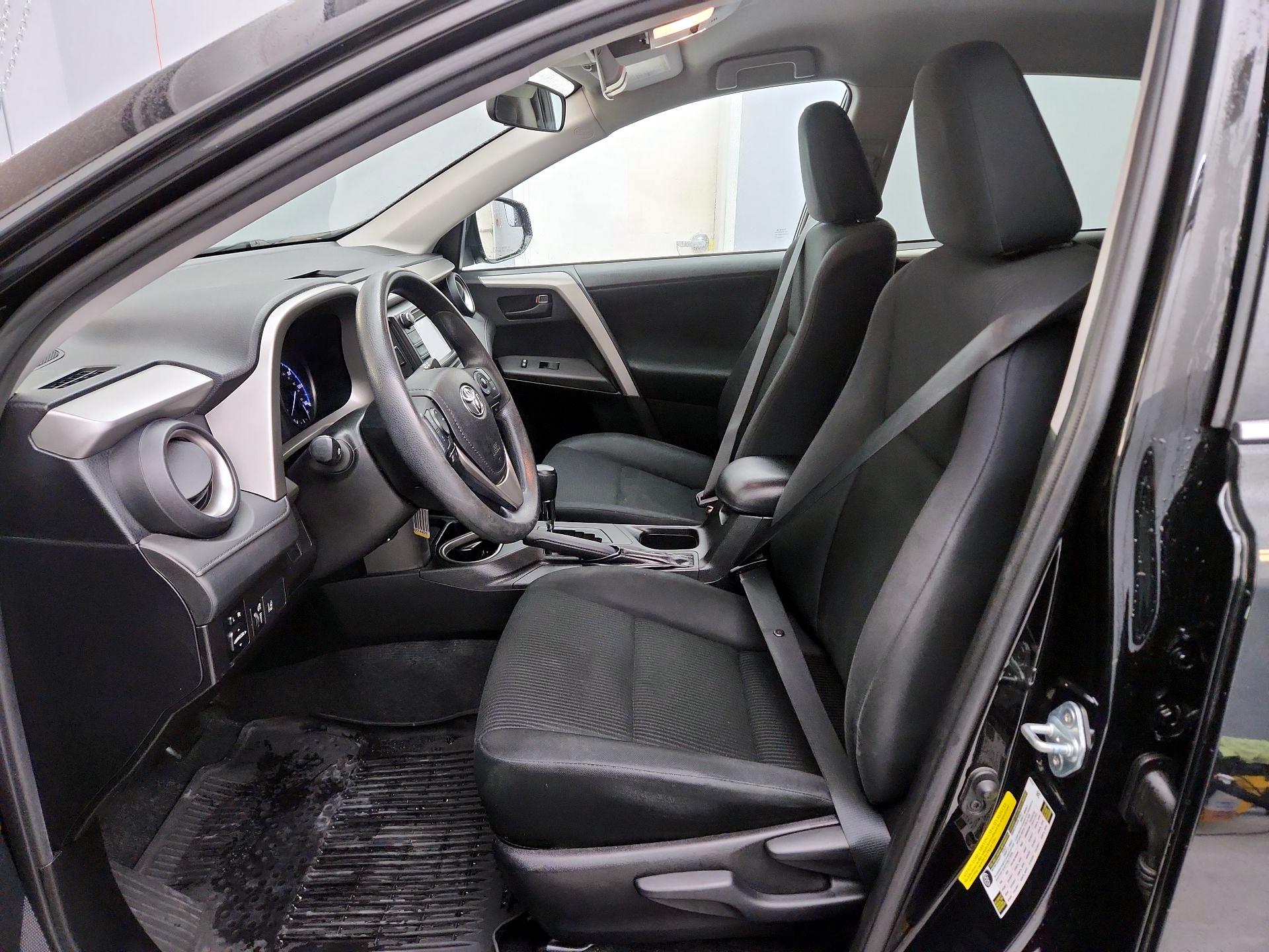 Thumbnail: 2017 Toyota RAV4 - 11