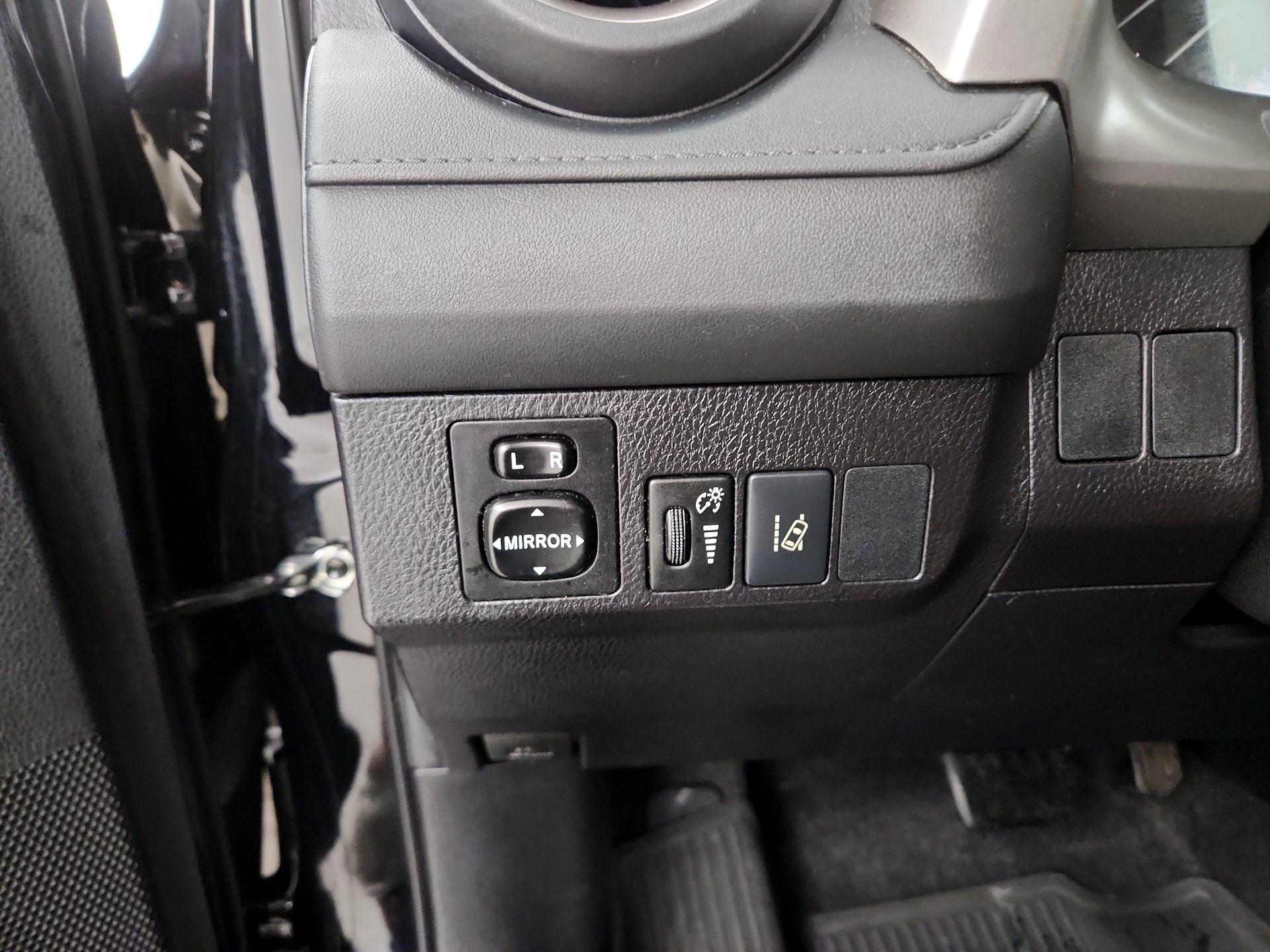 Thumbnail: 2017 Toyota RAV4 - 13