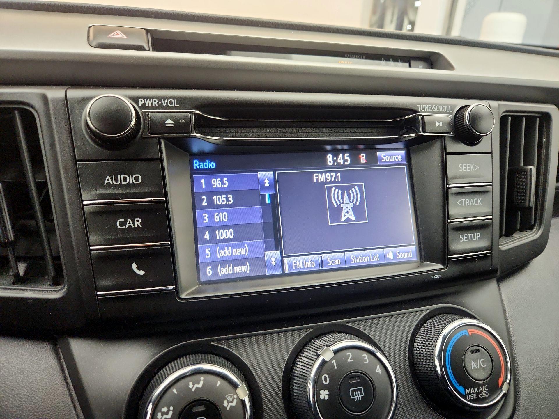 Thumbnail: 2017 Toyota RAV4 - 15