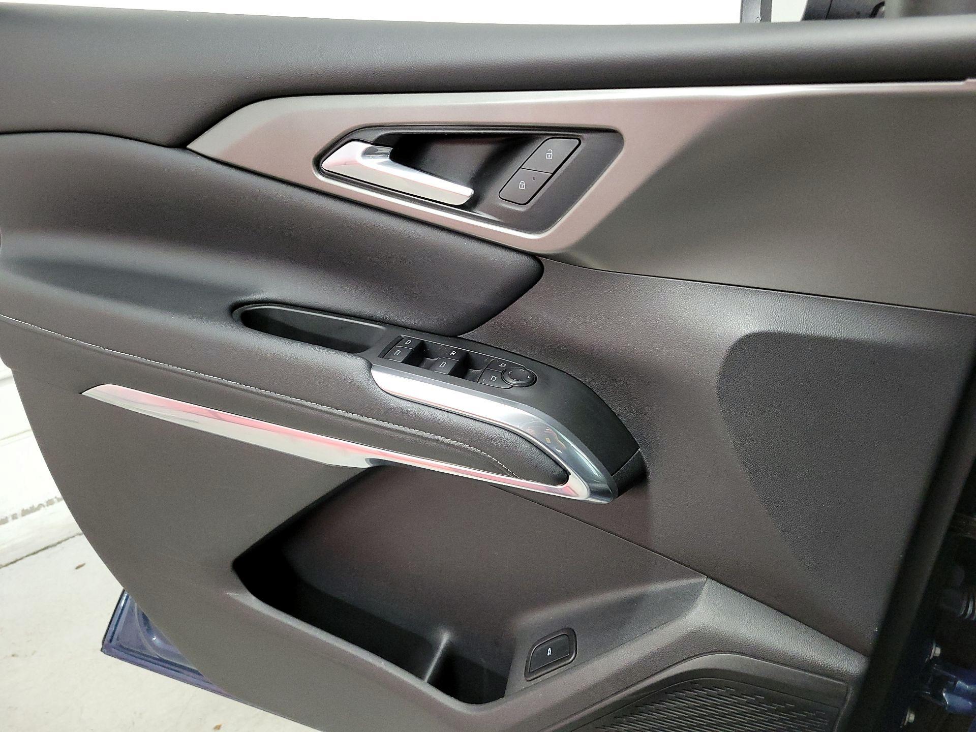 Thumbnail: 2025 Chevrolet Traverse - 12