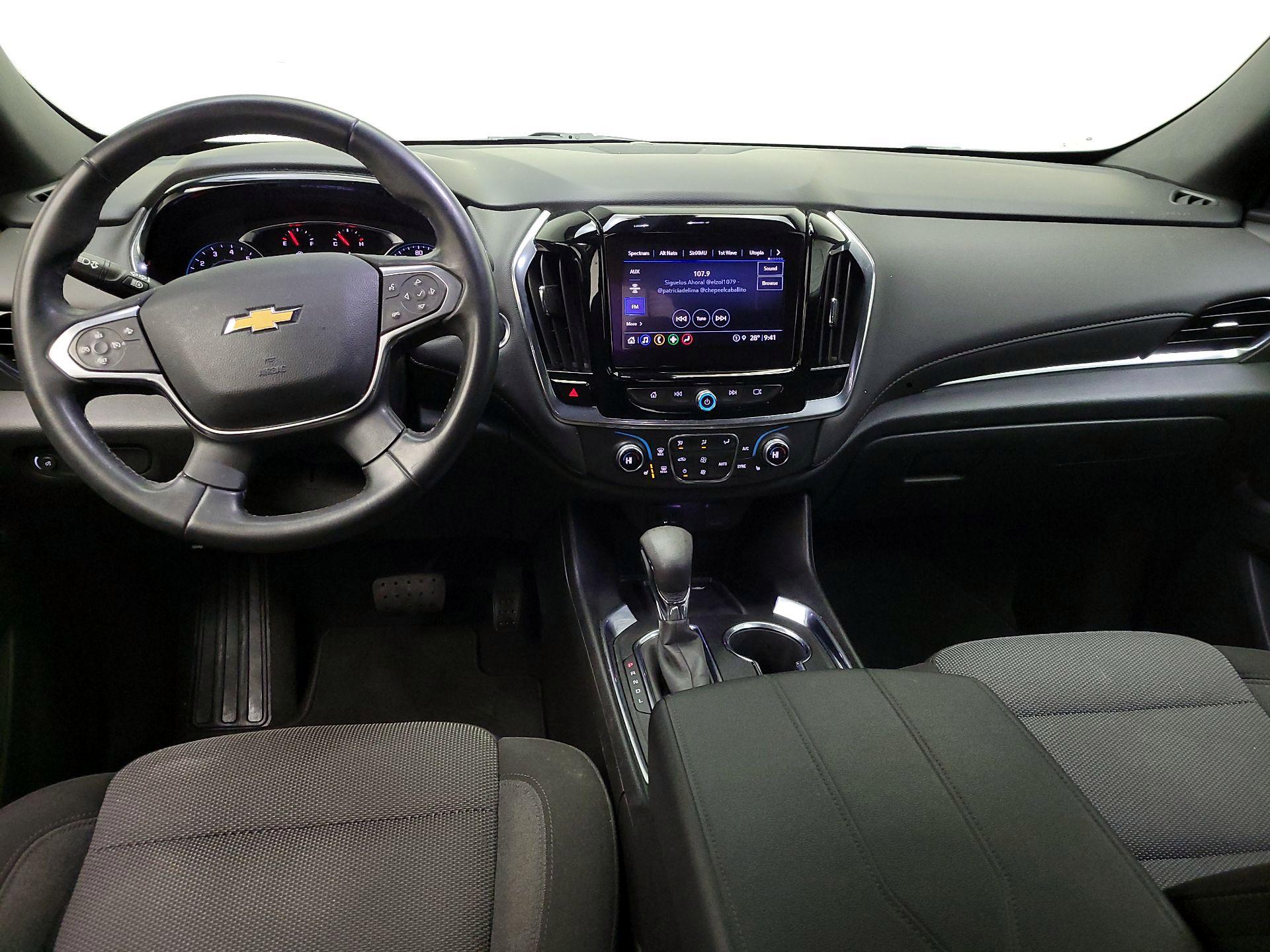 Thumbnail: 2023 Chevrolet Traverse - 9