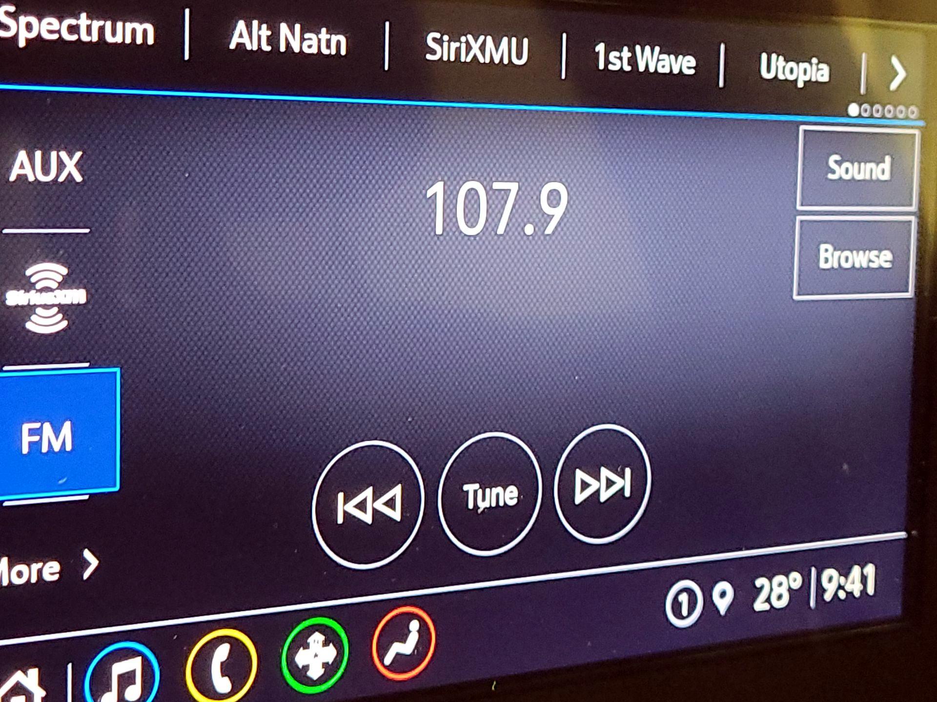 Thumbnail: 2023 Chevrolet Traverse - 15