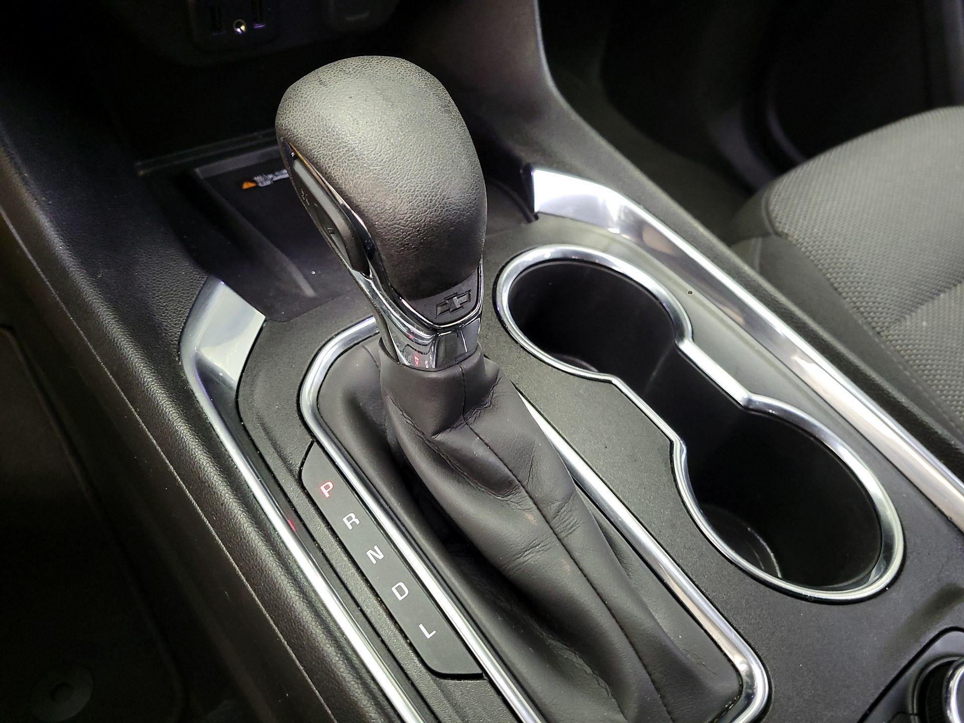 Thumbnail: 2023 Chevrolet Traverse - 17