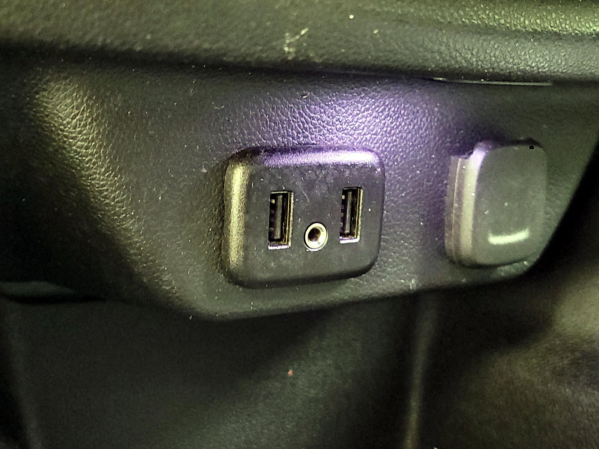 Thumbnail: 2023 Chevrolet Traverse - 18