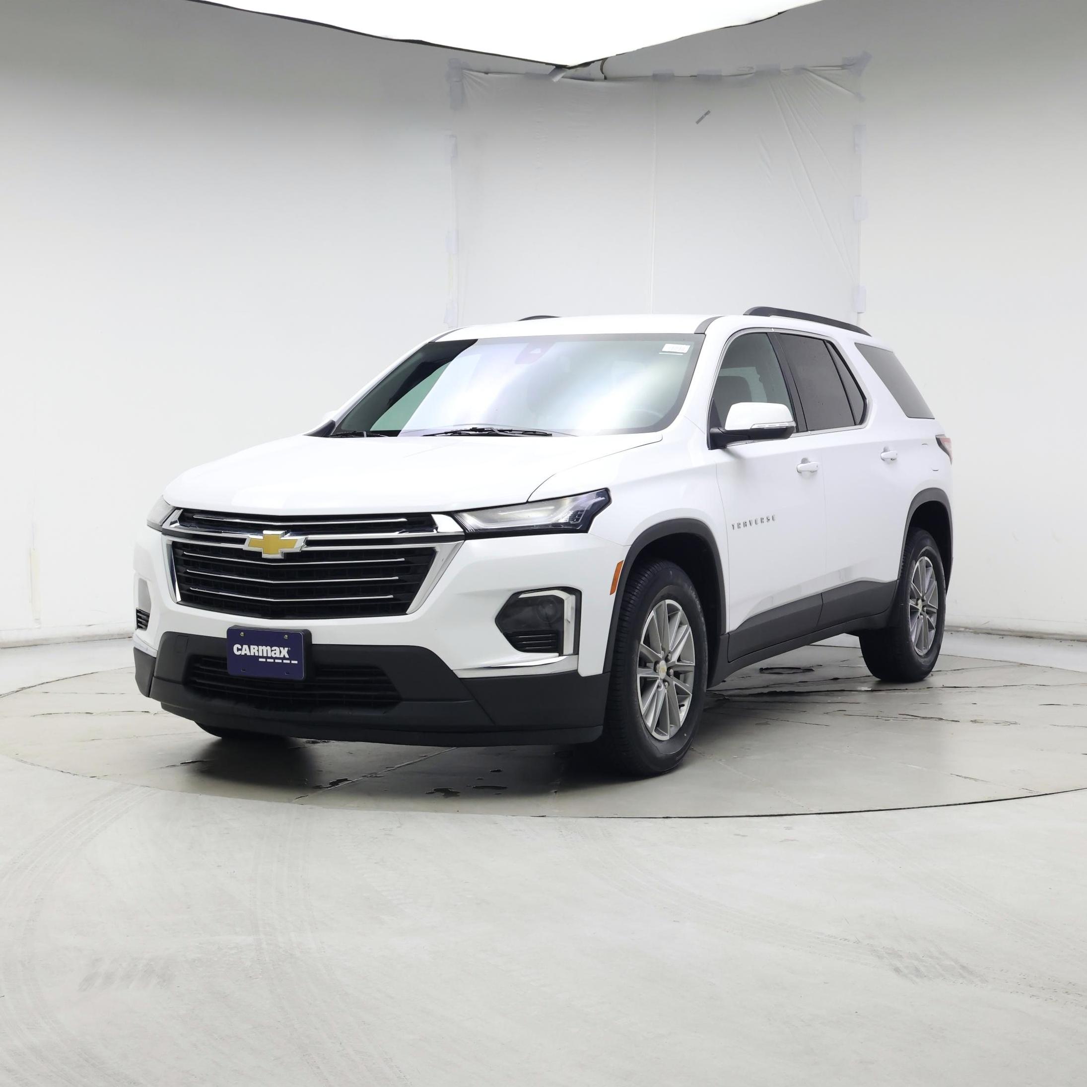 Thumbnail: 2023 Chevrolet Traverse - 4
