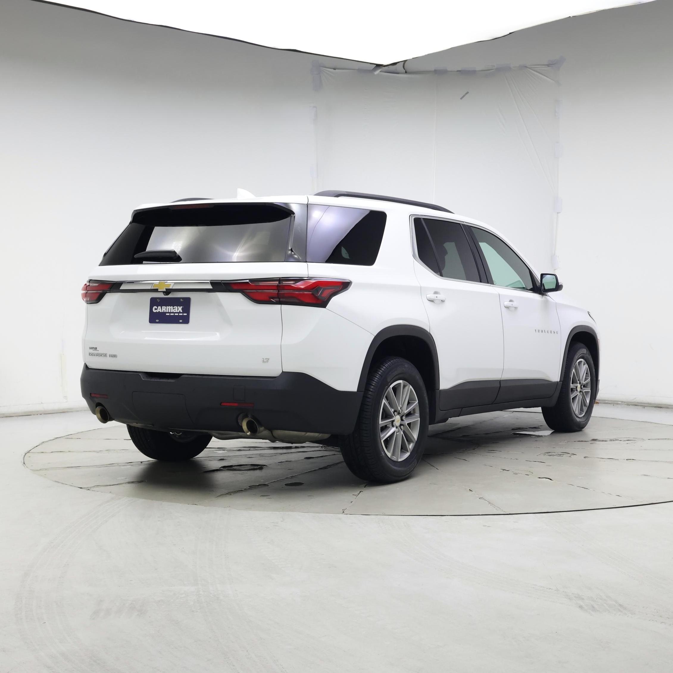 Thumbnail: 2023 Chevrolet Traverse - 8