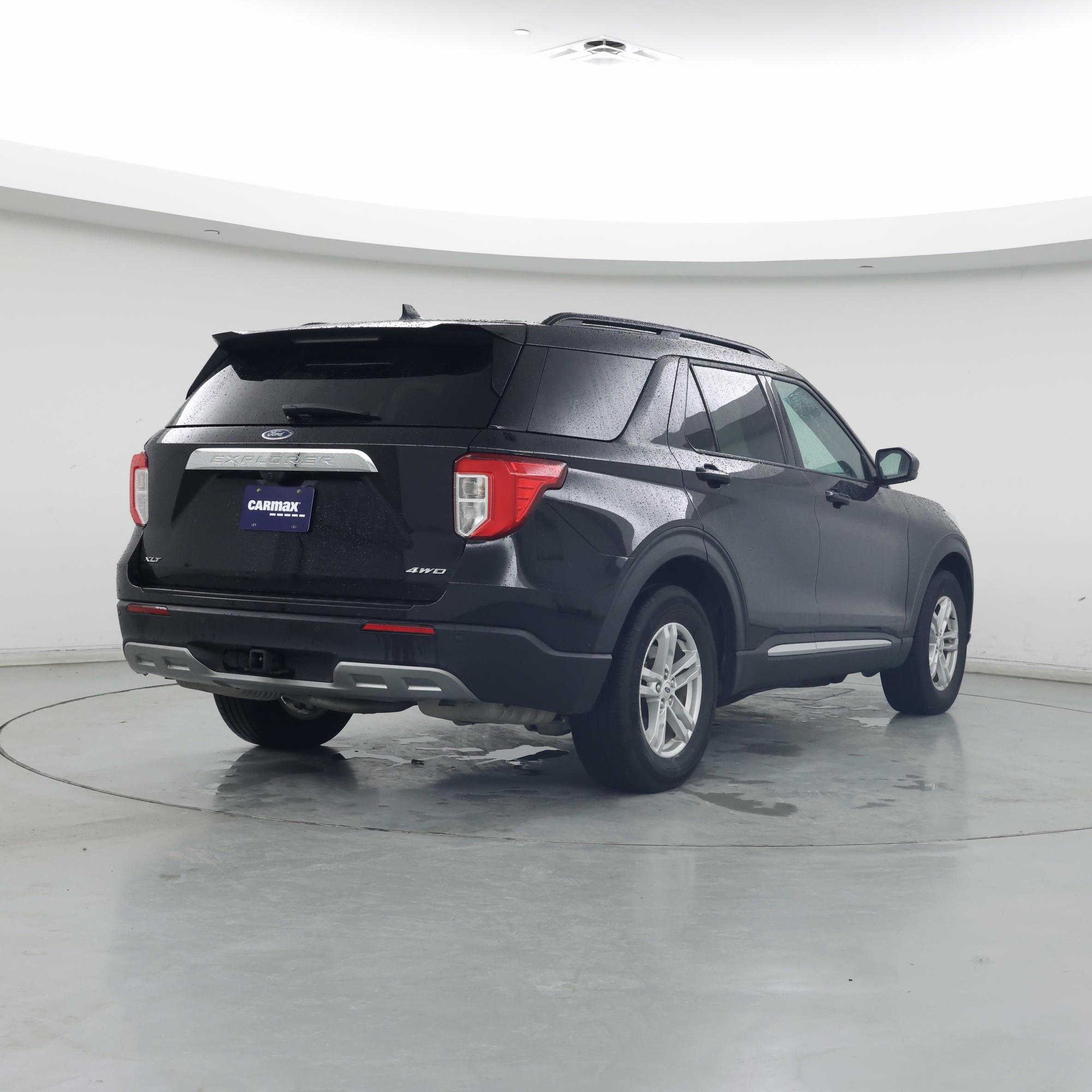 Thumbnail: 2023 Ford Explorer - 8