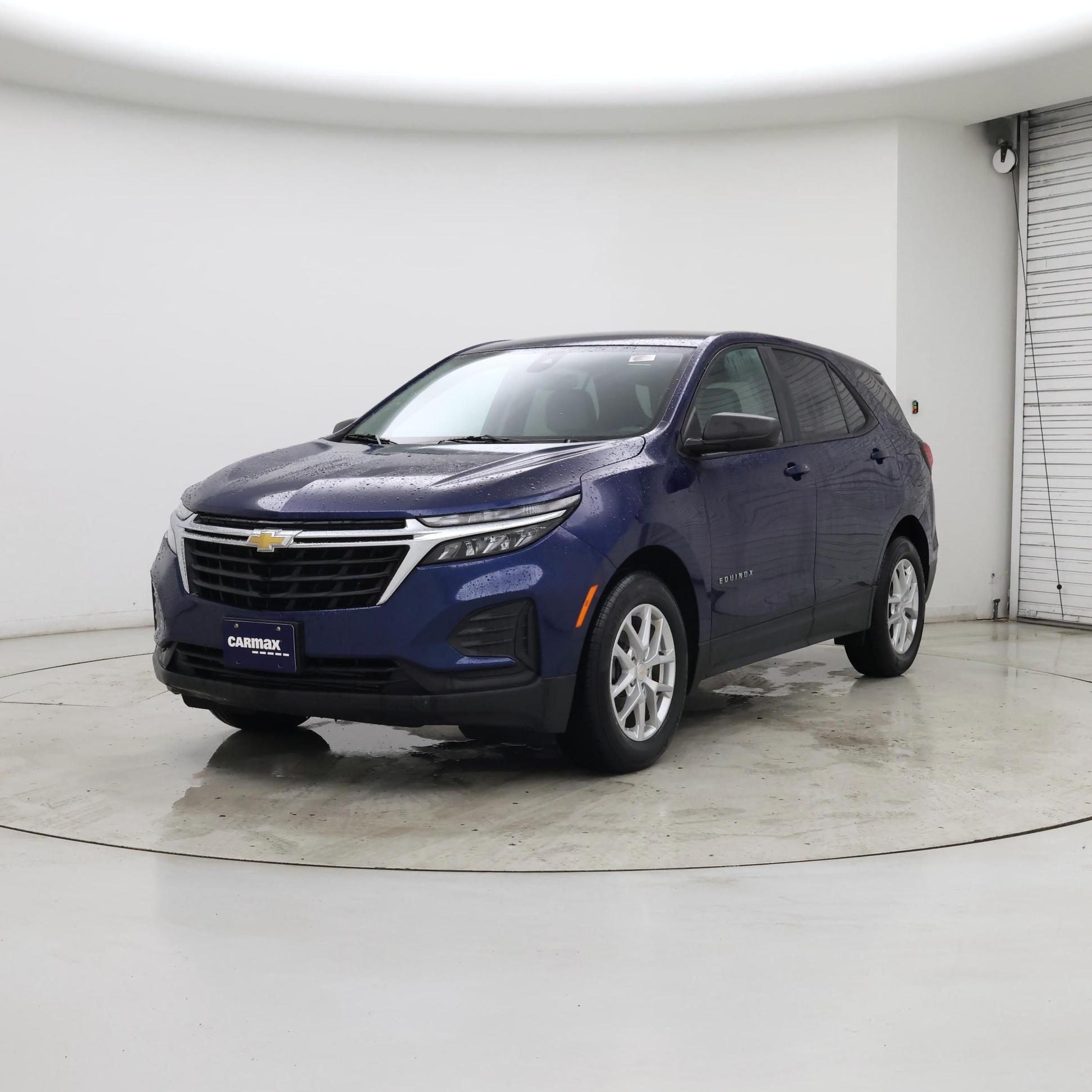 Thumbnail: 2022 Chevrolet Equinox - 4