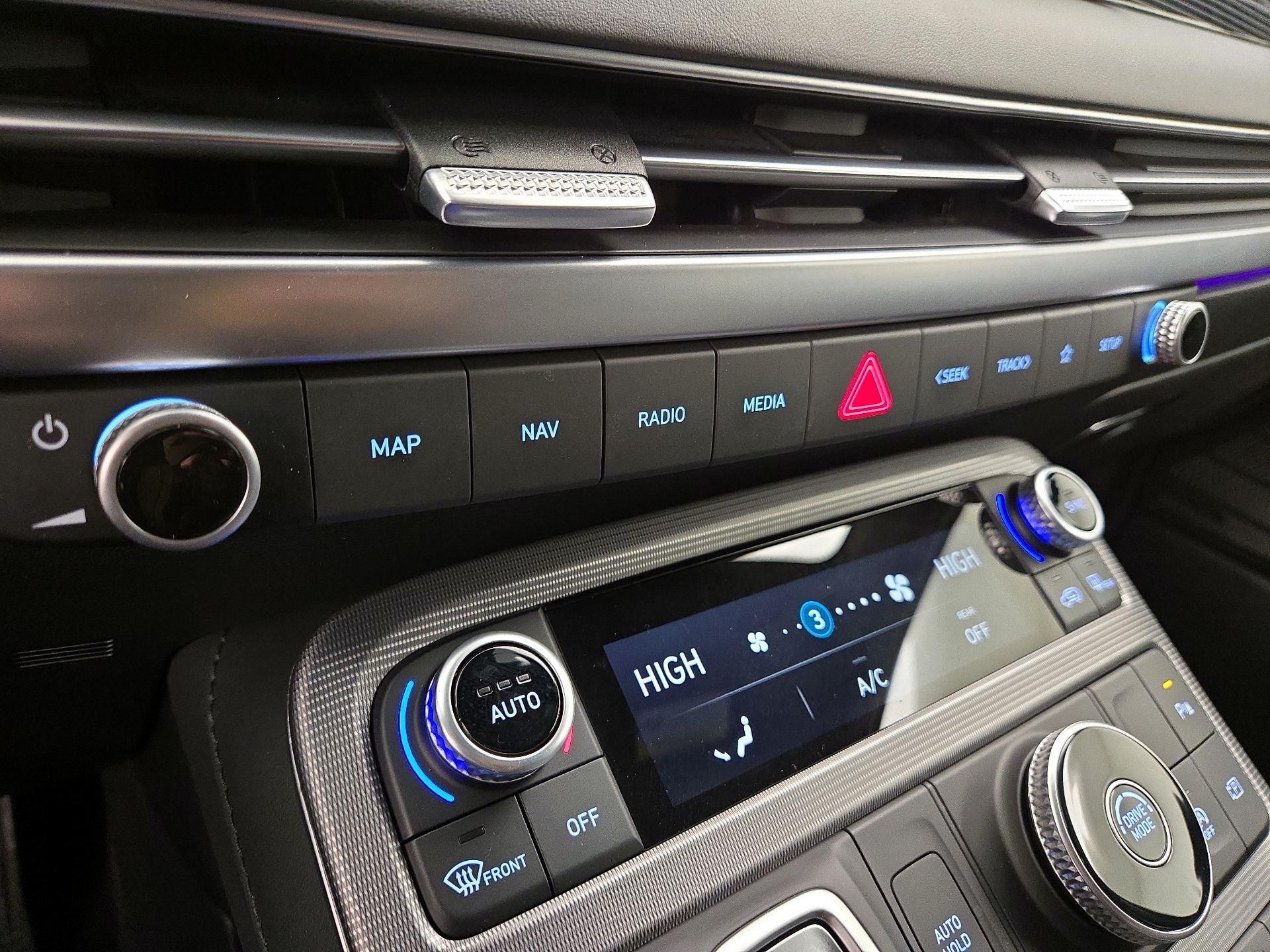 Thumbnail: 2025 Hyundai Palisade - 16