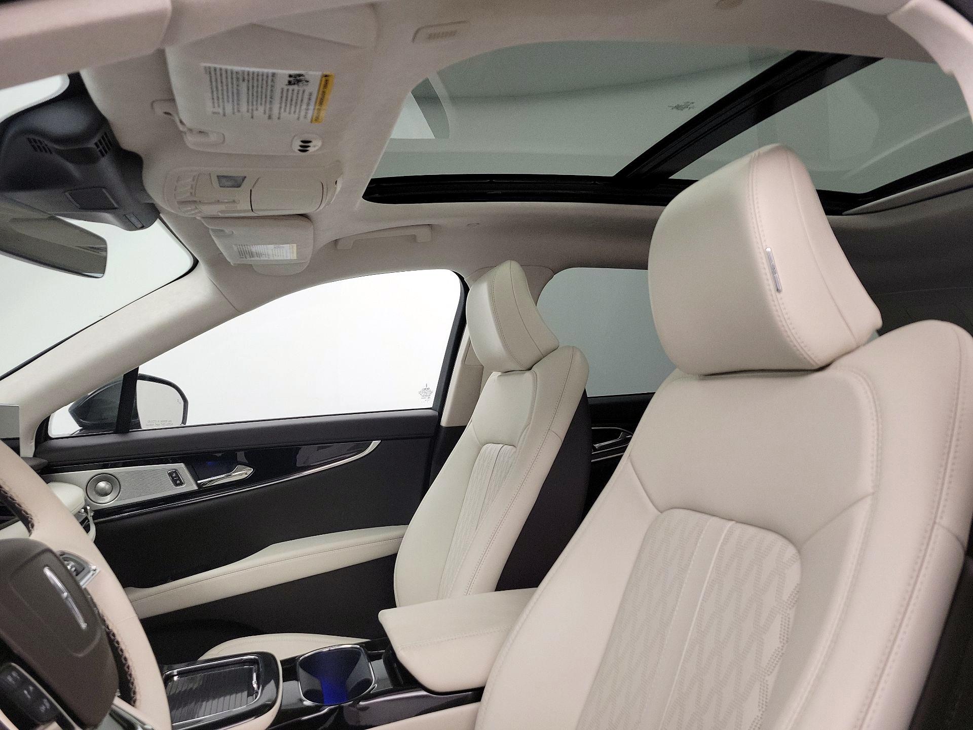 Thumbnail: 2022 Lincoln Nautilus - 20