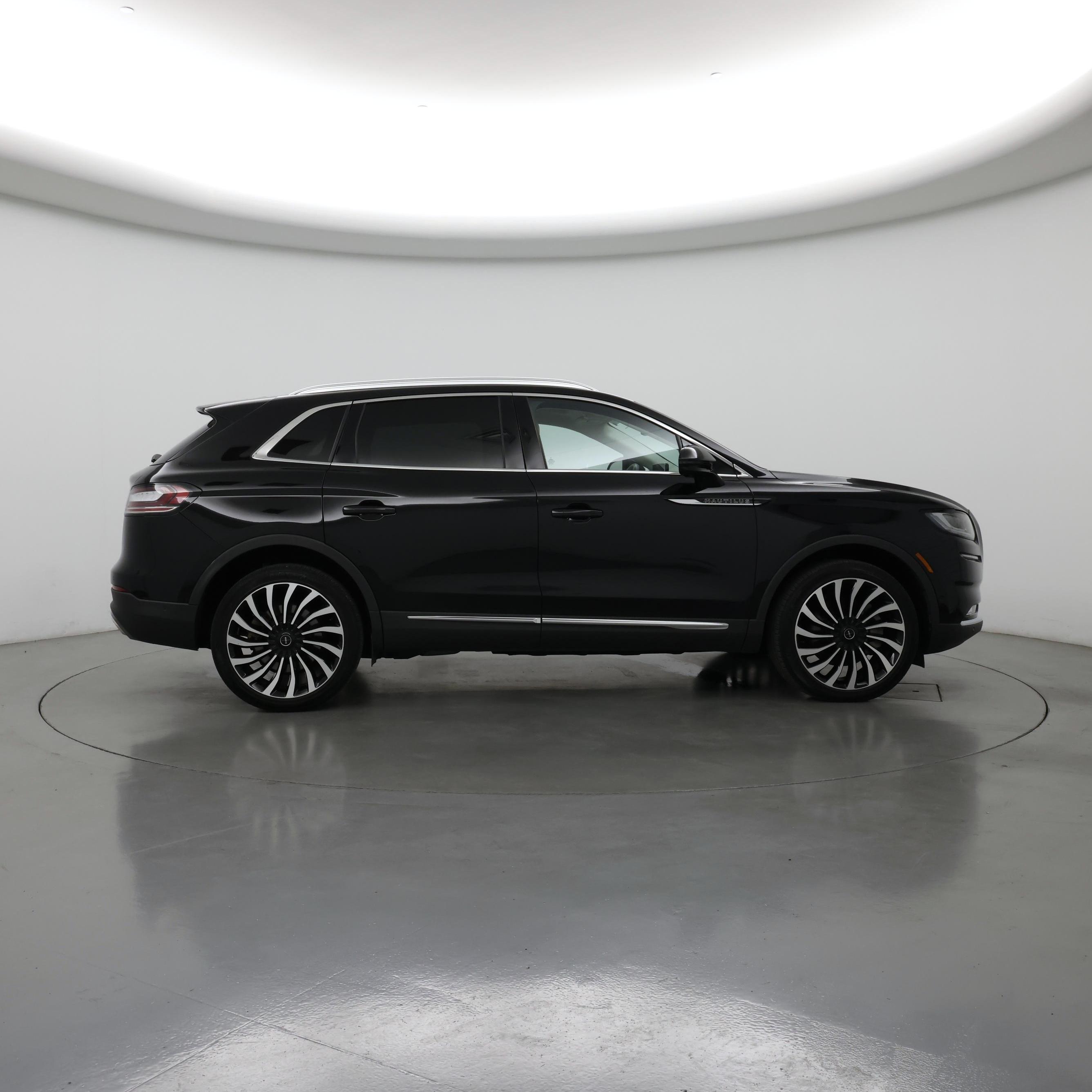 Thumbnail: 2022 Lincoln Nautilus - 7