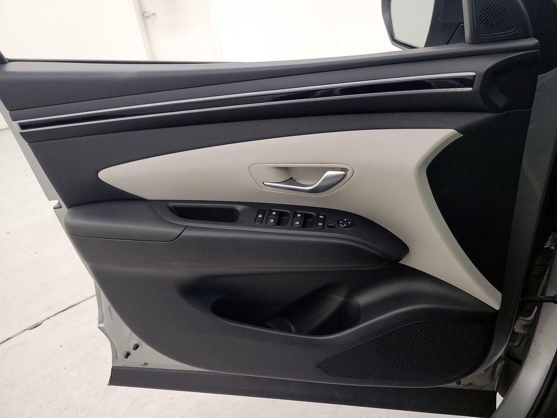 Thumbnail: 2023 Hyundai Tucson - 12