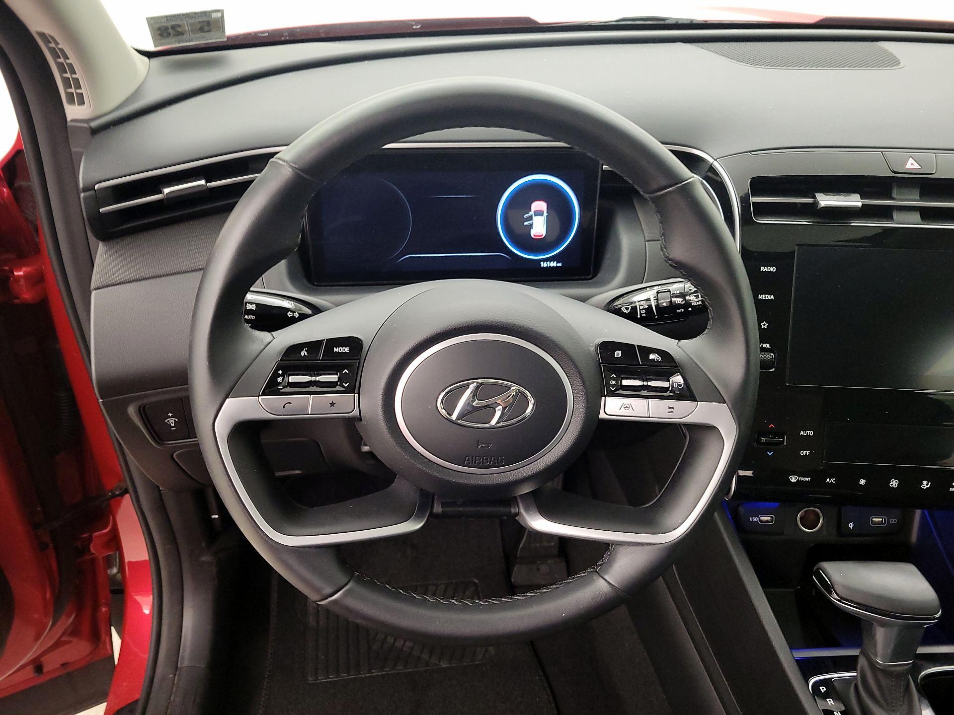 Thumbnail: 2023 Hyundai Tucson - 10