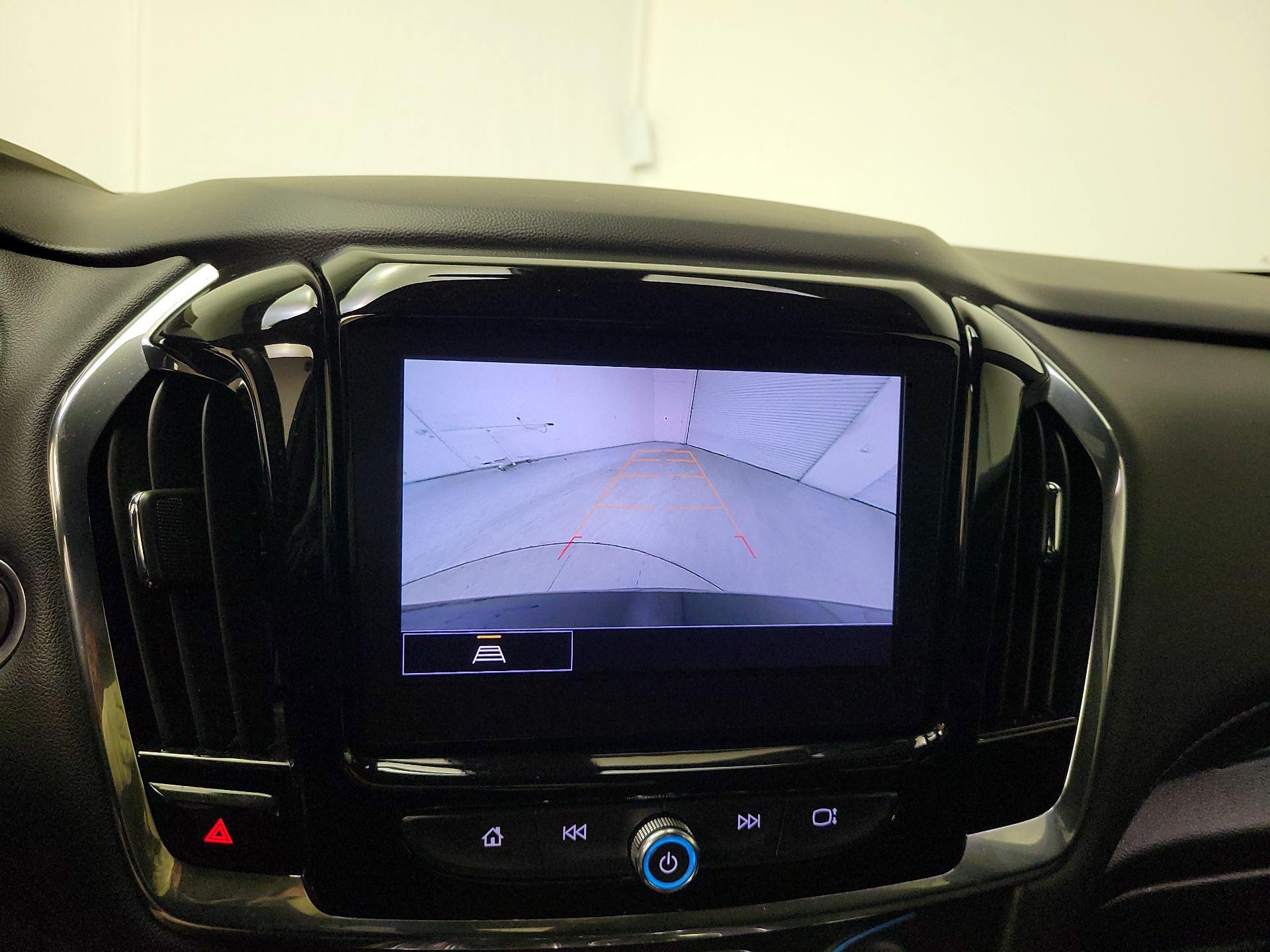 Thumbnail: 2023 Chevrolet Traverse - 14