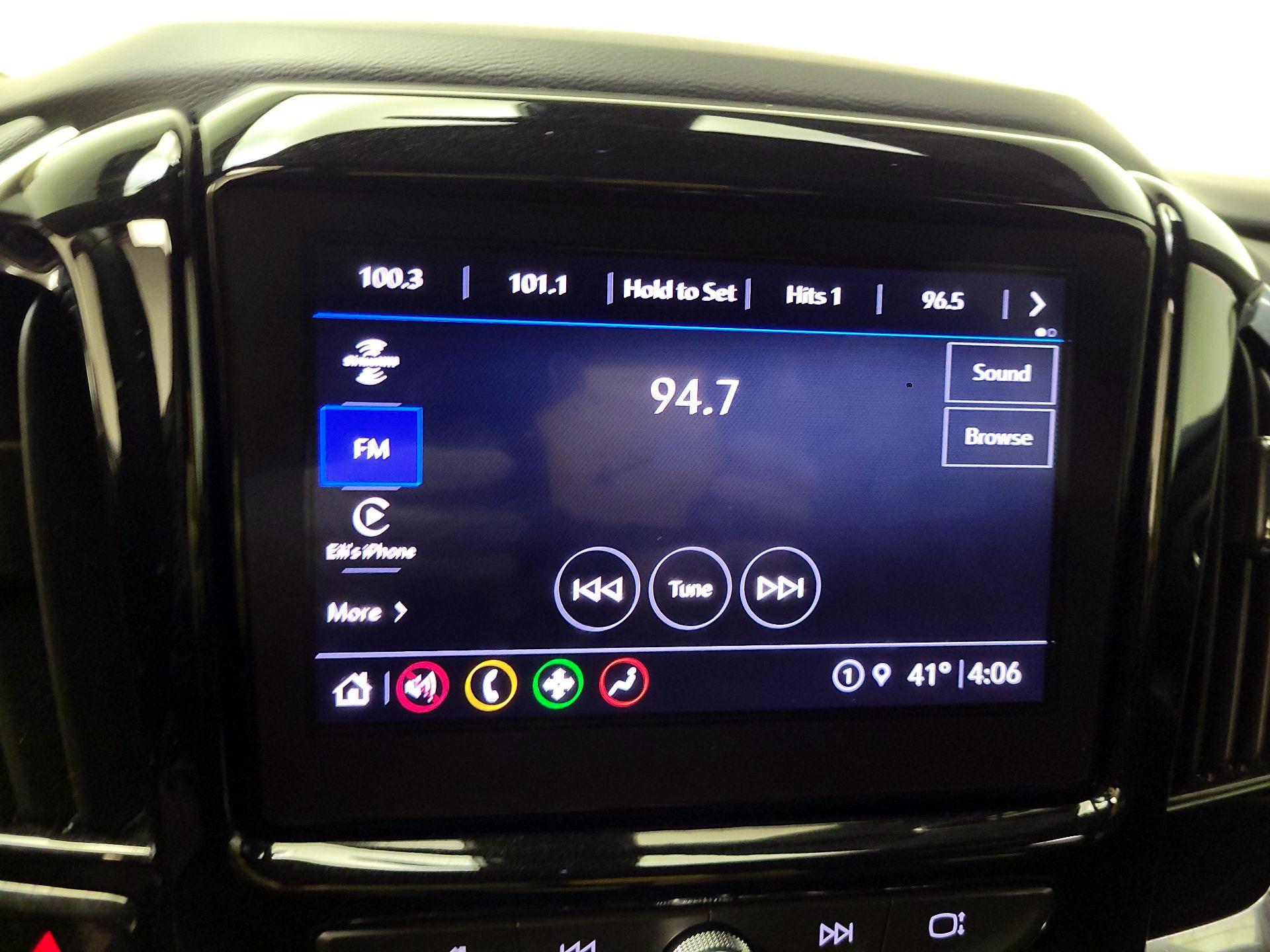 Thumbnail: 2023 Chevrolet Traverse - 15