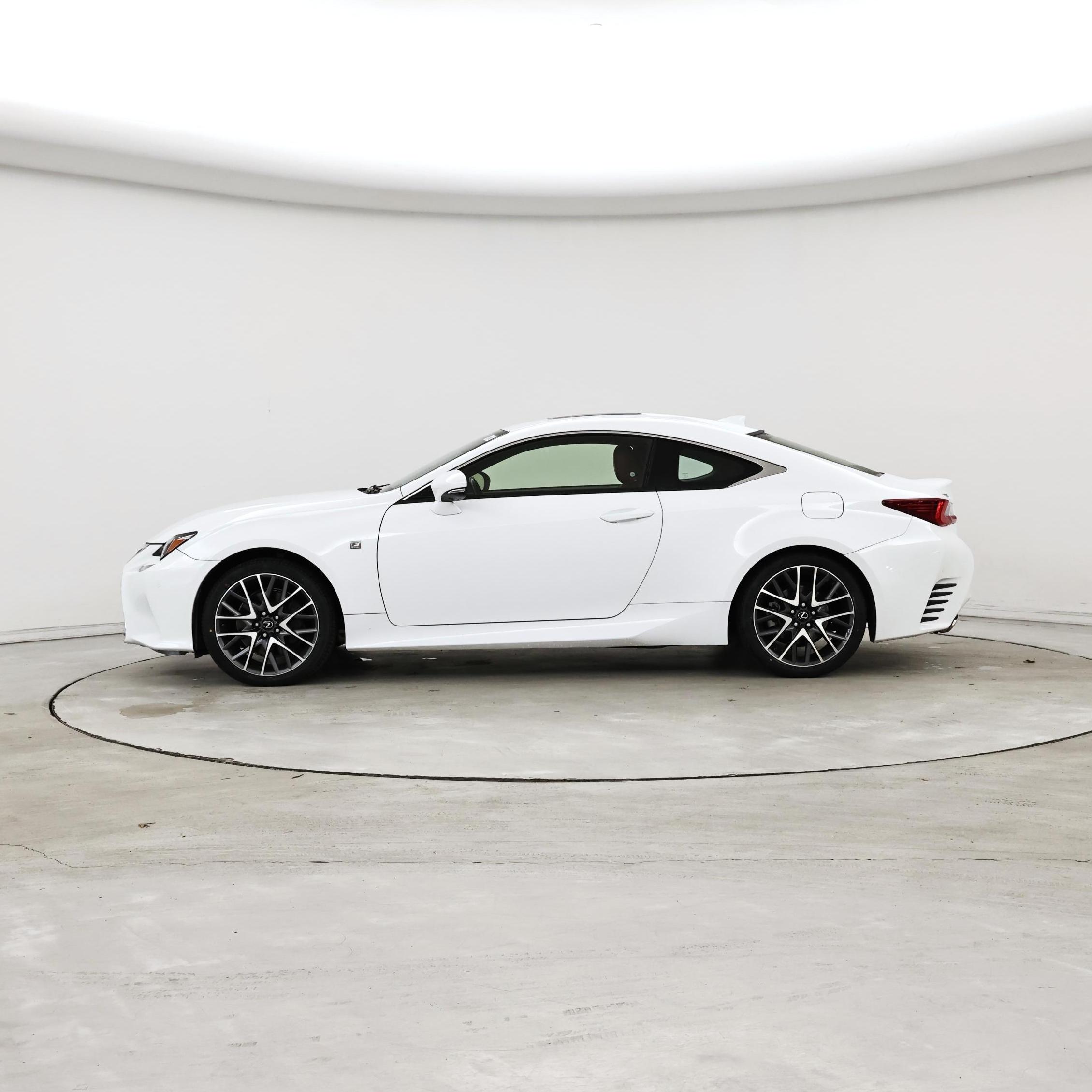 Thumbnail: 2018 Lexus RC - 3