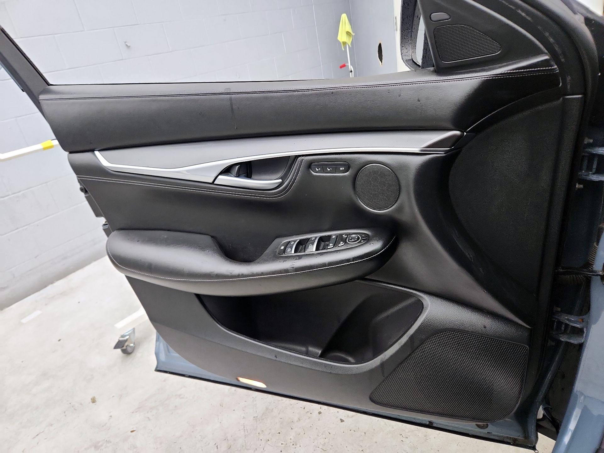 Thumbnail: 2024 INFINITI QX55 - 12