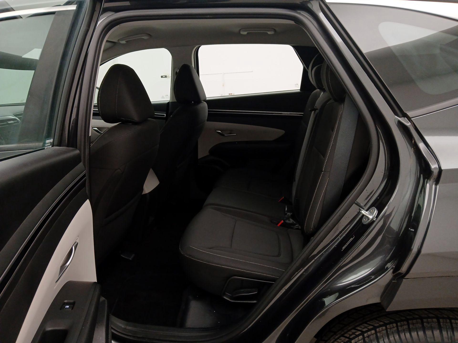 Thumbnail: 2023 Hyundai Tucson - 19