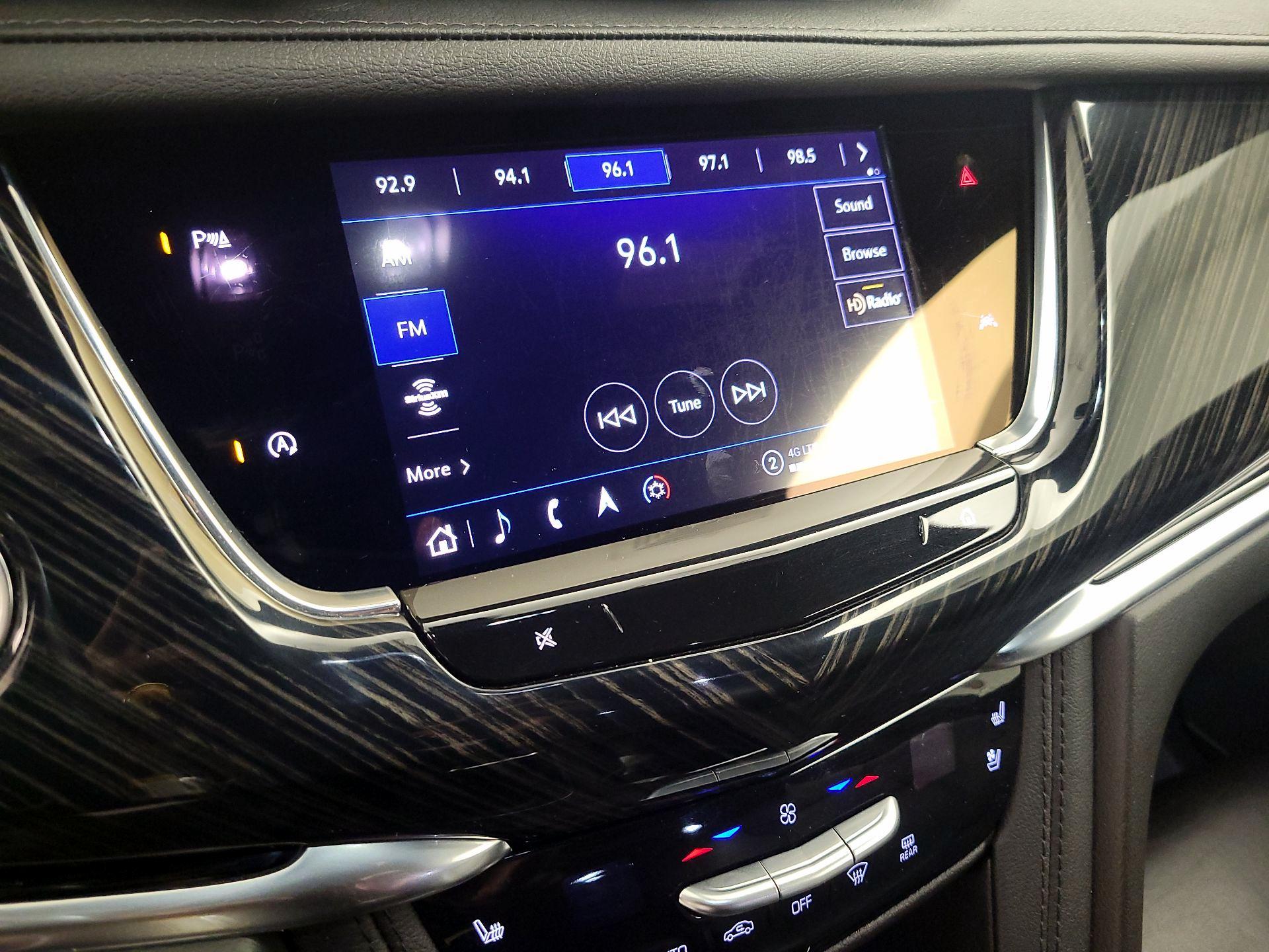 Thumbnail: 2025 Cadillac XT6 - 15