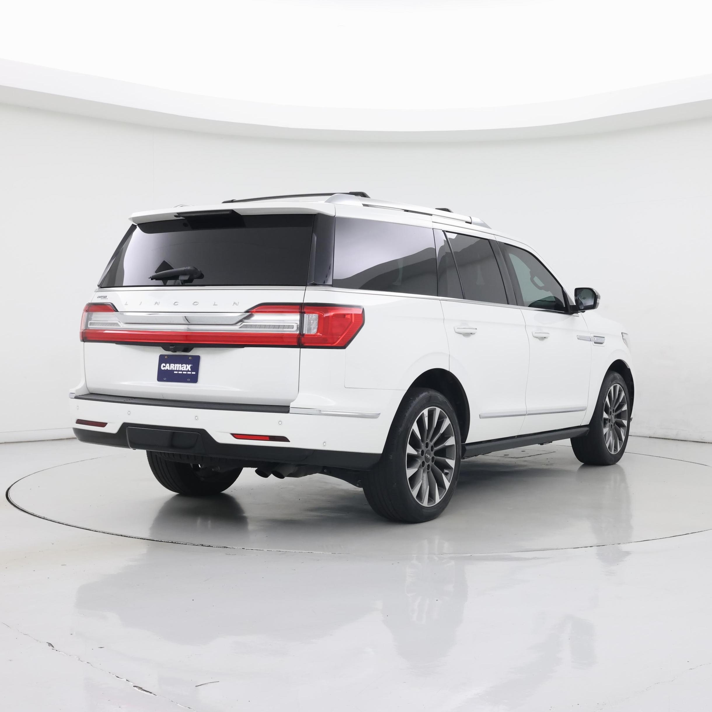 Thumbnail: 2021 Lincoln Navigator - 8