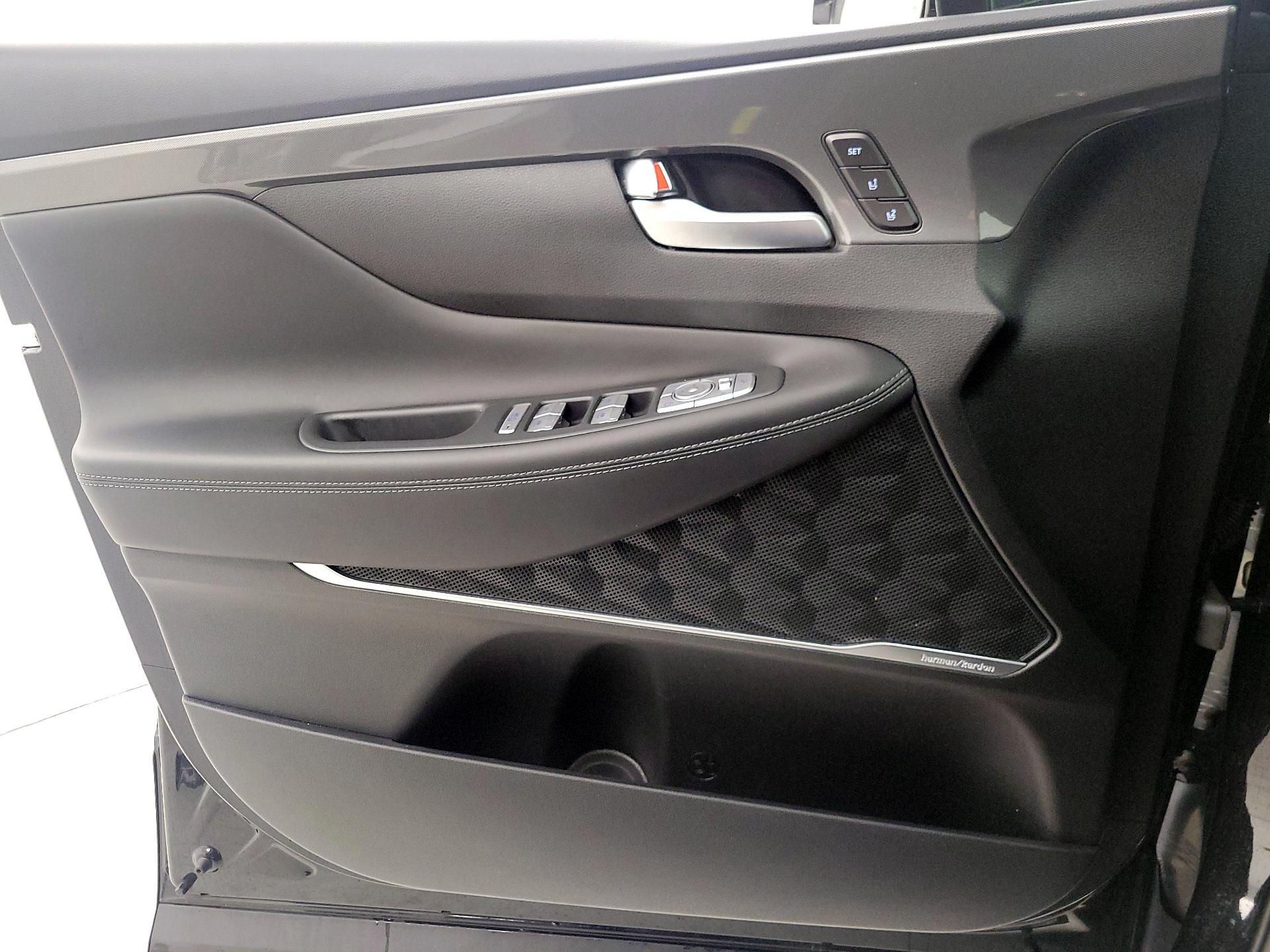 Thumbnail: 2022 Hyundai Santa Fe - 12