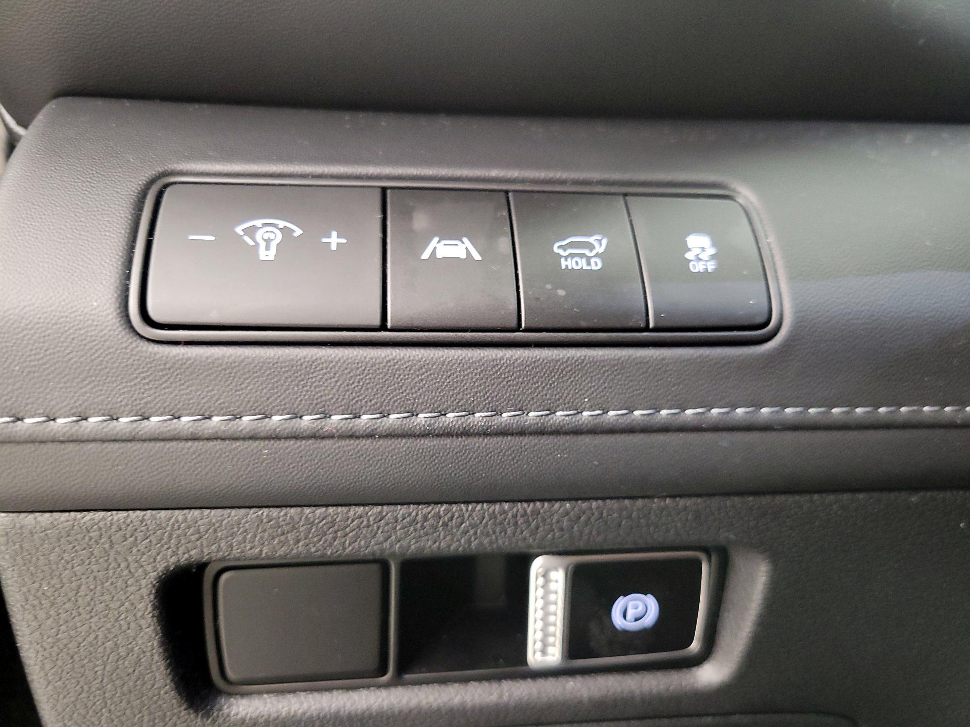 Thumbnail: 2022 Hyundai Santa Fe - 13