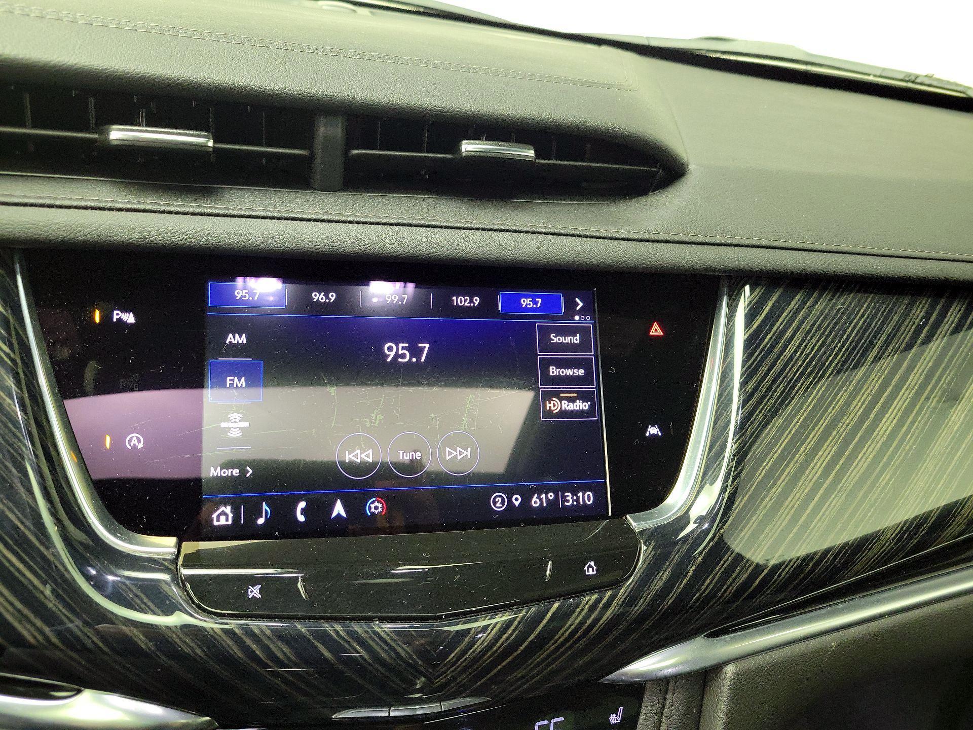 Thumbnail: 2025 Cadillac XT6 - 16