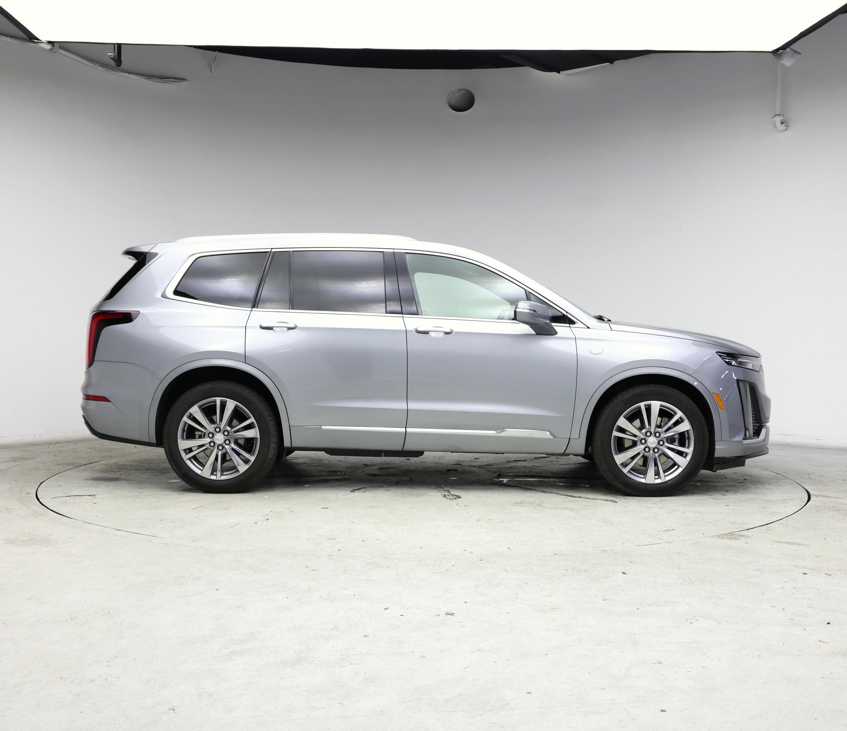 Thumbnail: 2025 Cadillac XT6 - 7