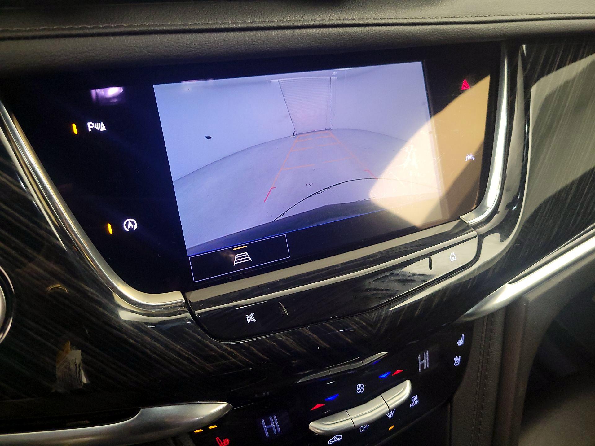 Thumbnail: 2025 Cadillac XT6 - 15