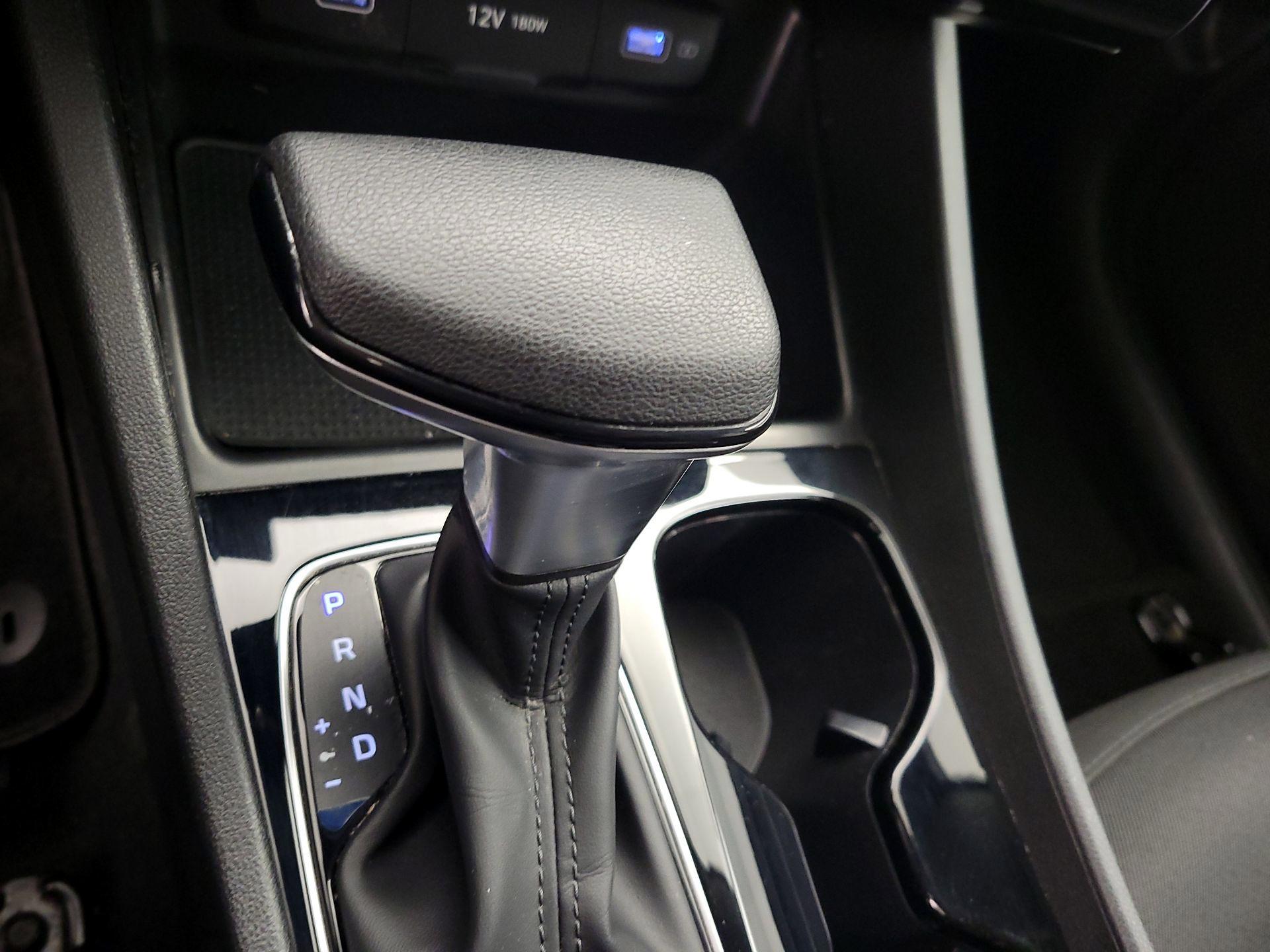 Thumbnail: 2022 Hyundai Tucson - 17