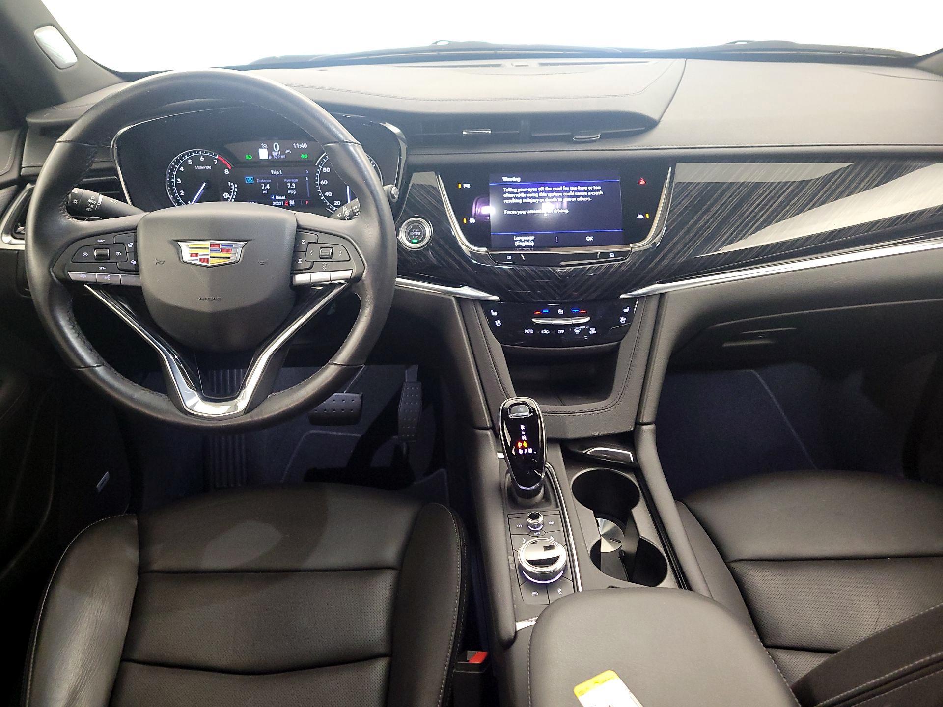 Thumbnail: 2025 Cadillac XT6 - 9