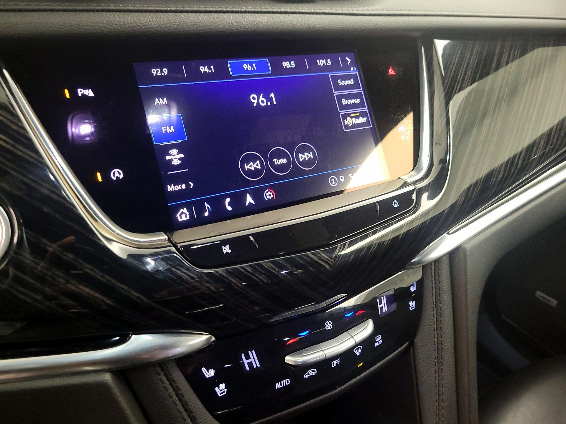 Thumbnail: 2025 Cadillac XT6 - 16