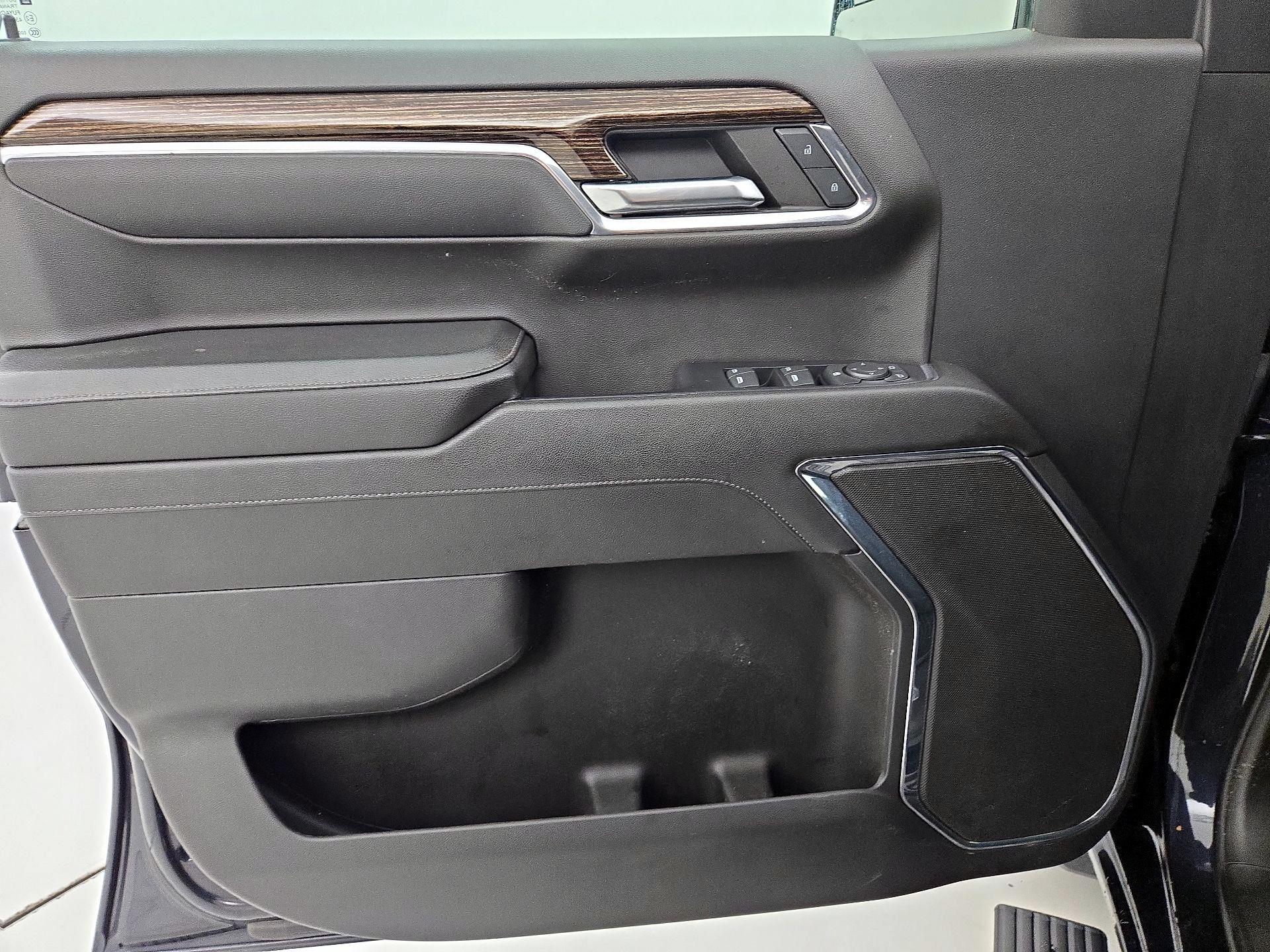 Thumbnail: 2023 GMC Sierra 1500 - 12