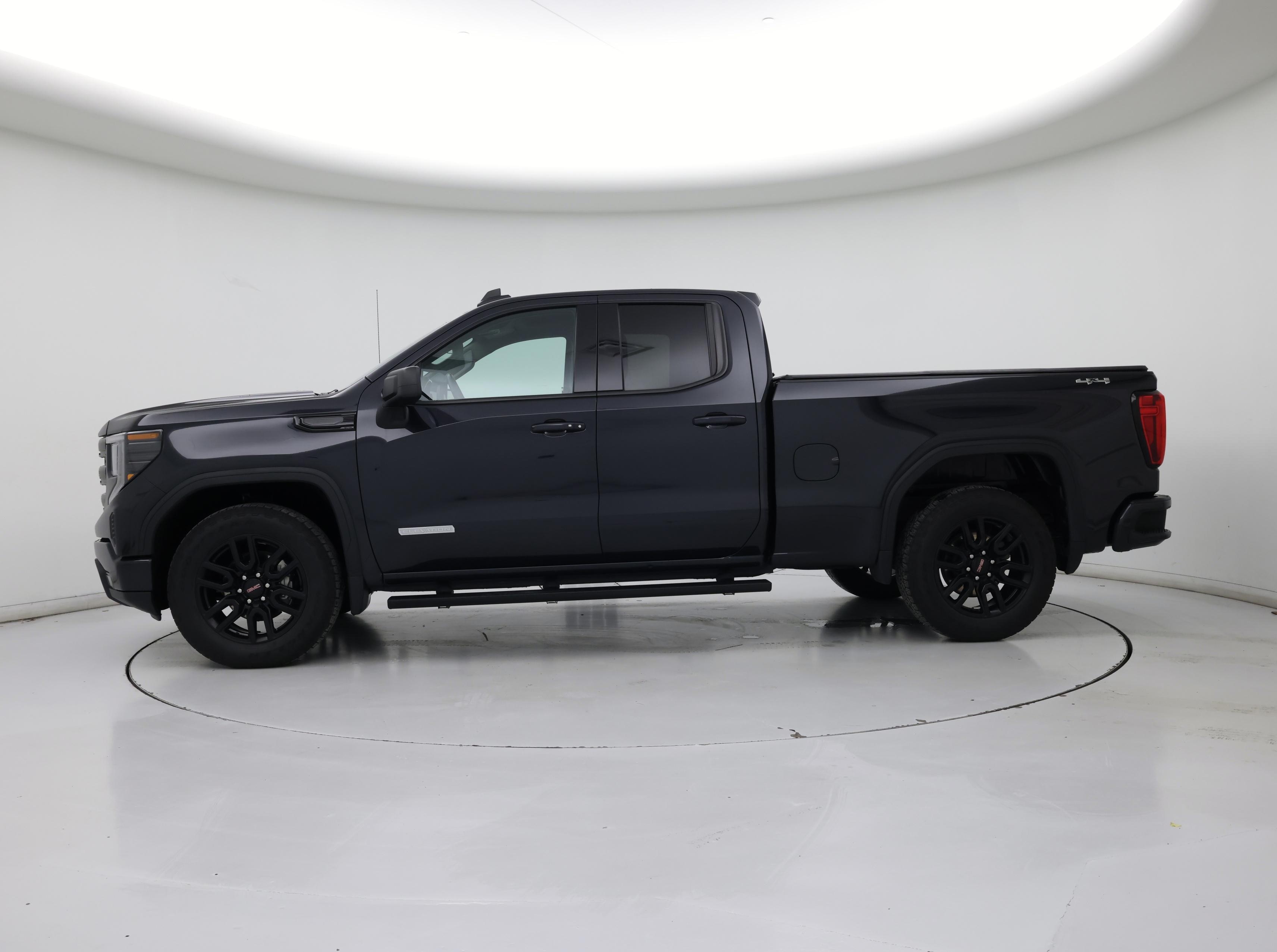 Thumbnail: 2023 GMC Sierra 1500 - 3