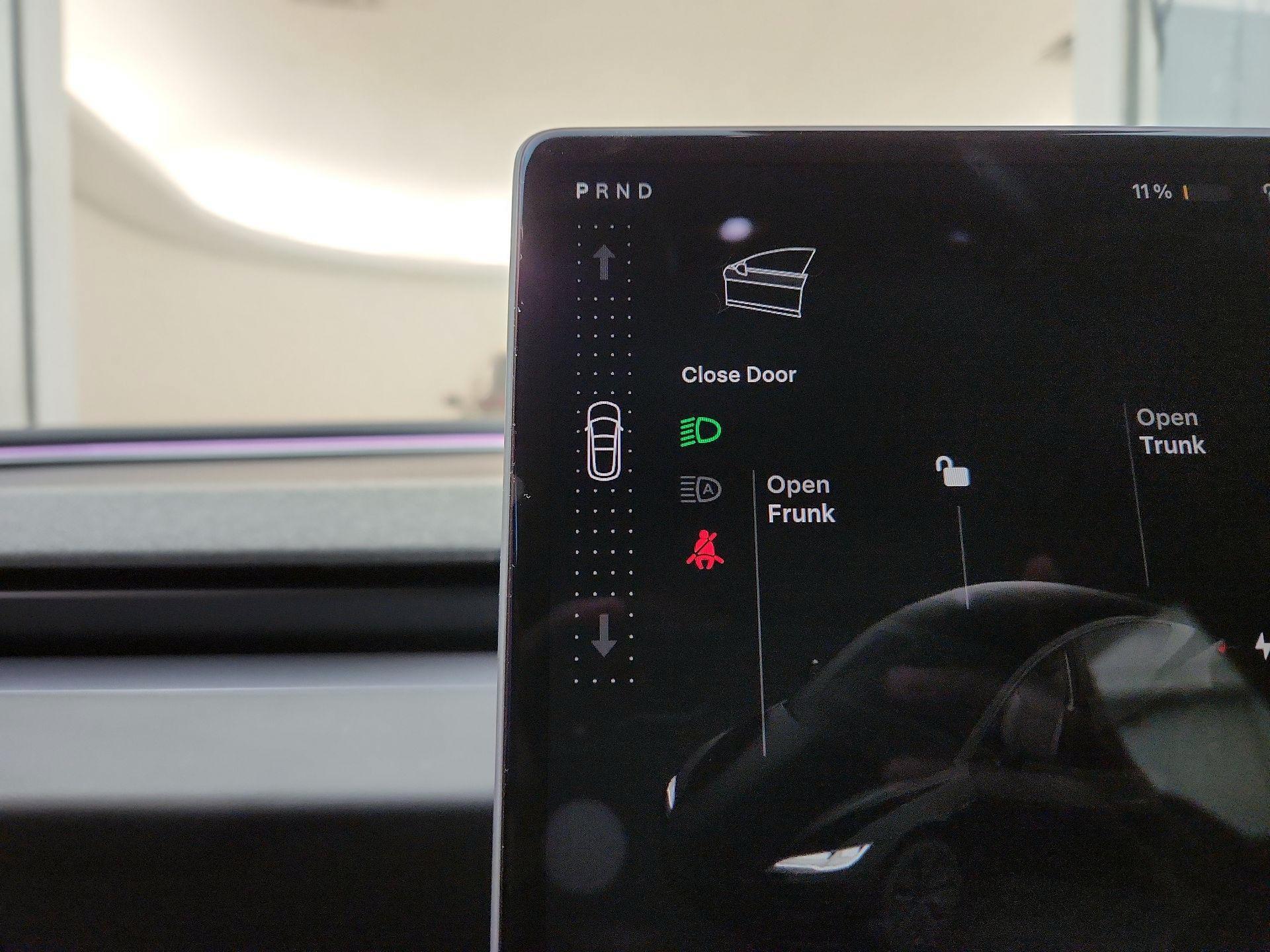 Thumbnail: 2025 Tesla Model 3 - 17