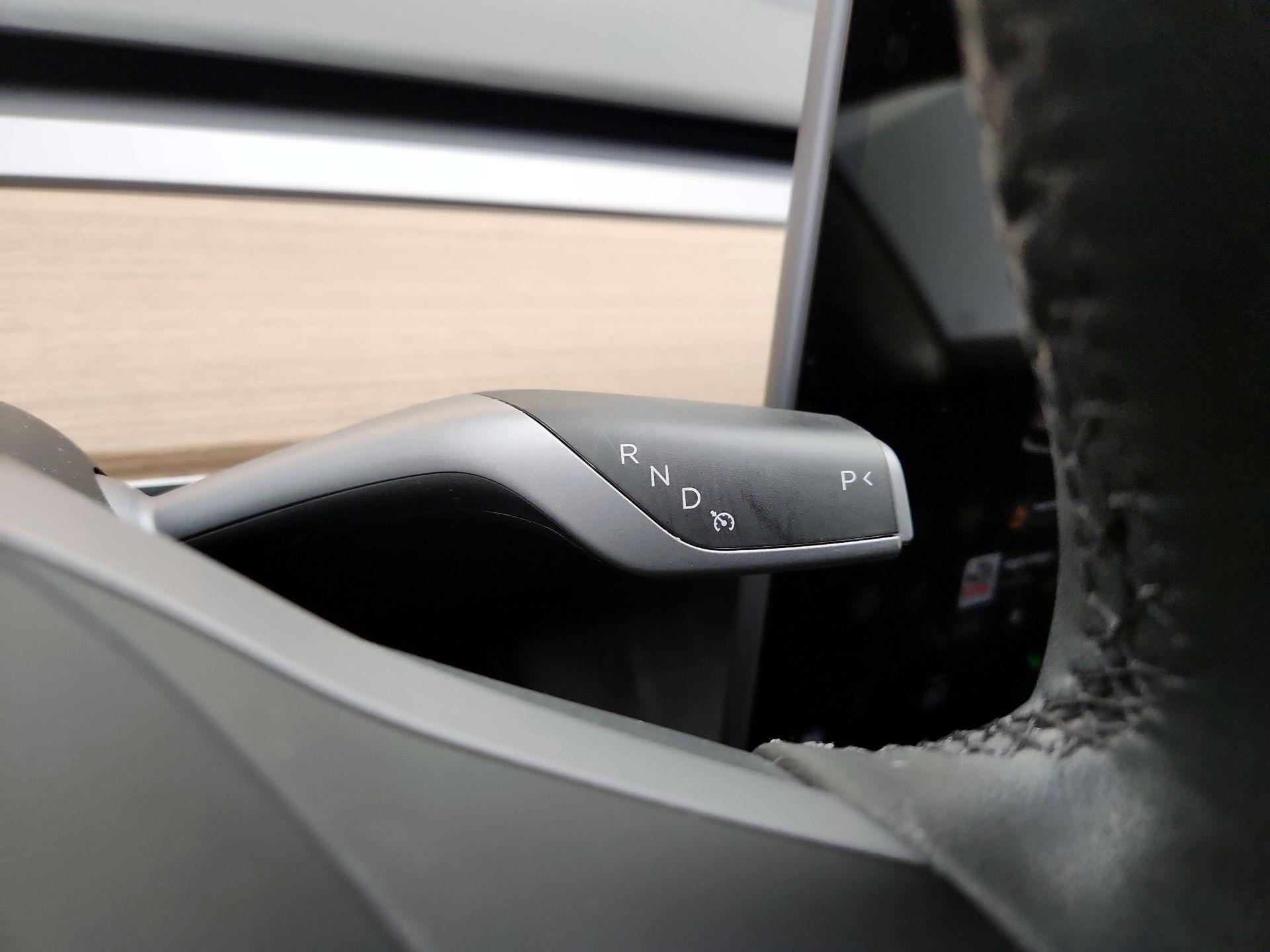 Thumbnail: 2023 Tesla Model 3 - 17