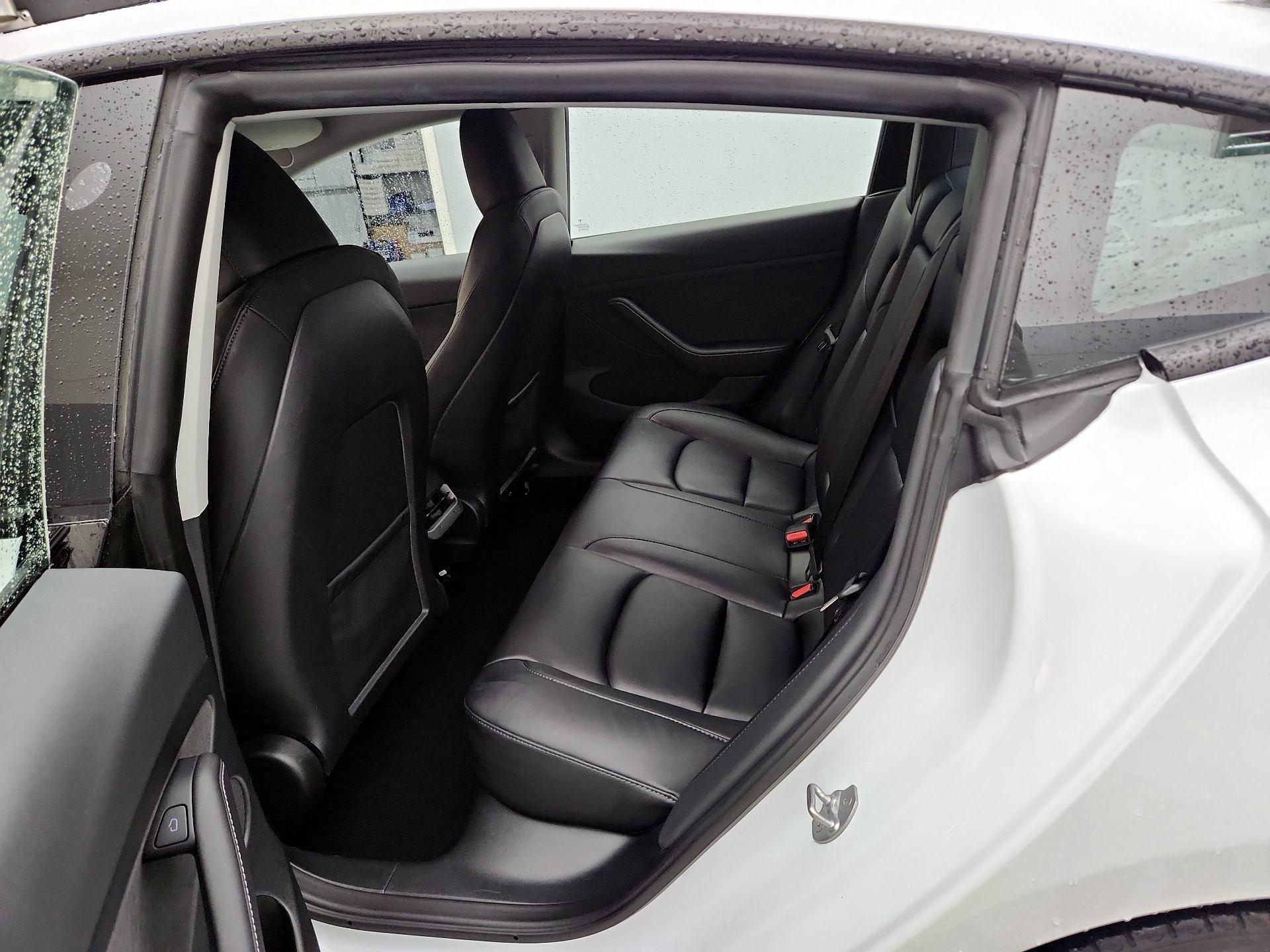 Thumbnail: 2023 Tesla Model 3 - 18