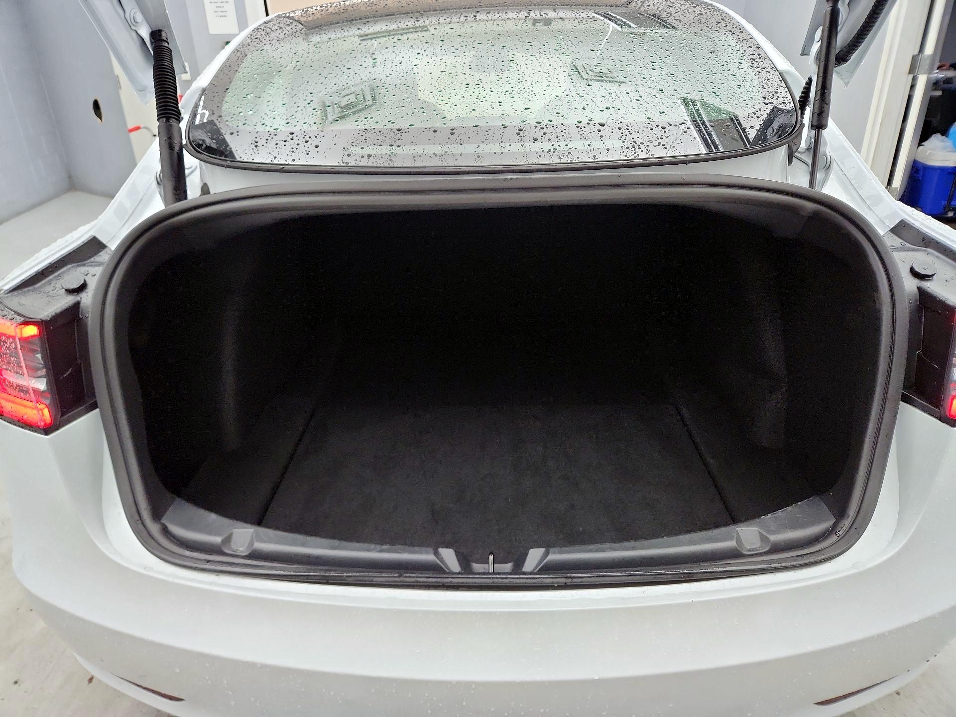 Thumbnail: 2023 Tesla Model 3 - 19