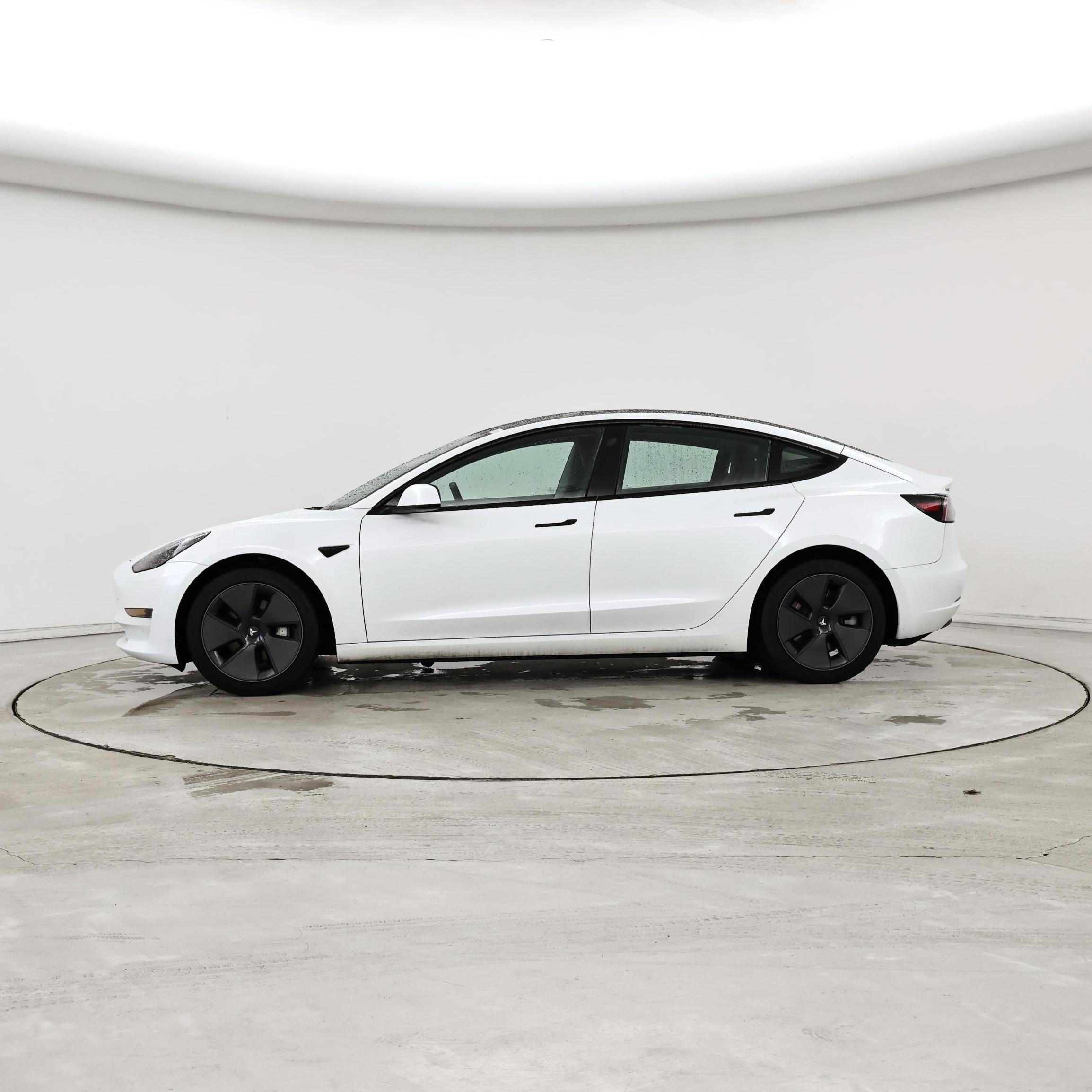 Thumbnail: 2023 Tesla Model 3 - 3