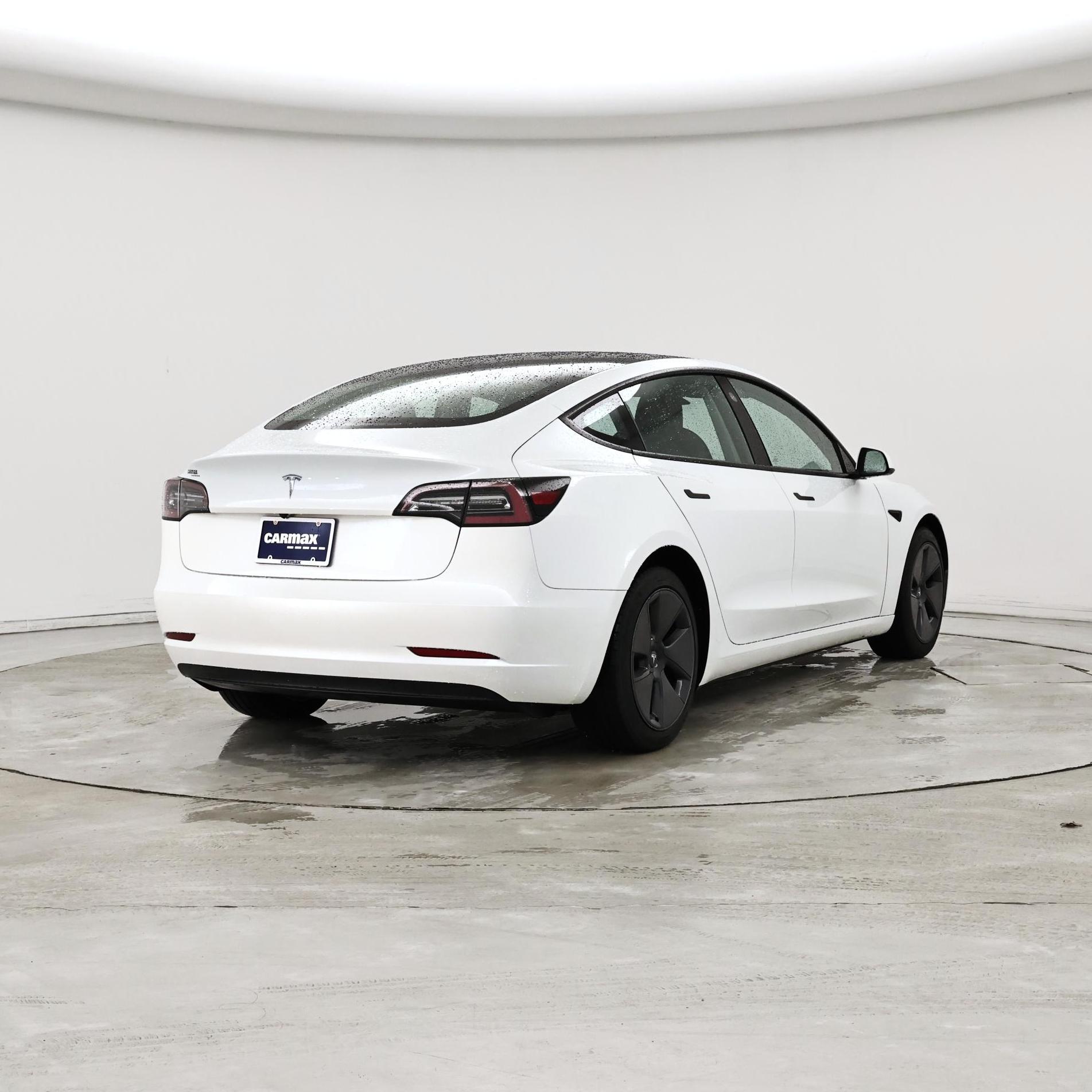 Thumbnail: 2023 Tesla Model 3 - 8