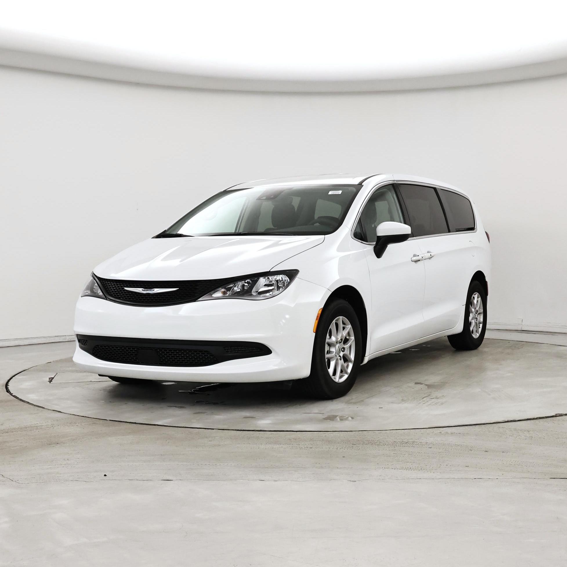 Thumbnail: 2023 Chrysler Voyager - 4