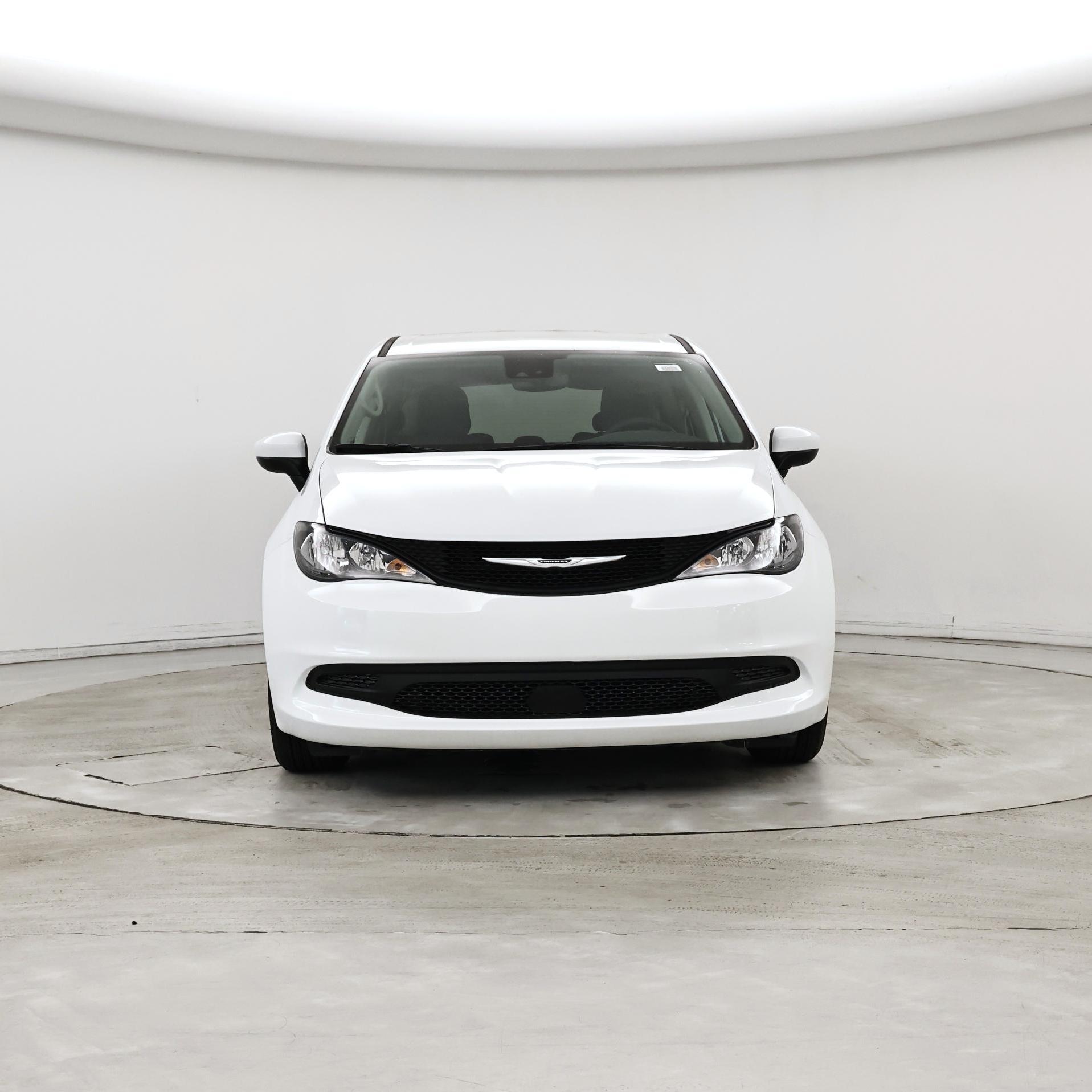 Thumbnail: 2023 Chrysler Voyager - 5