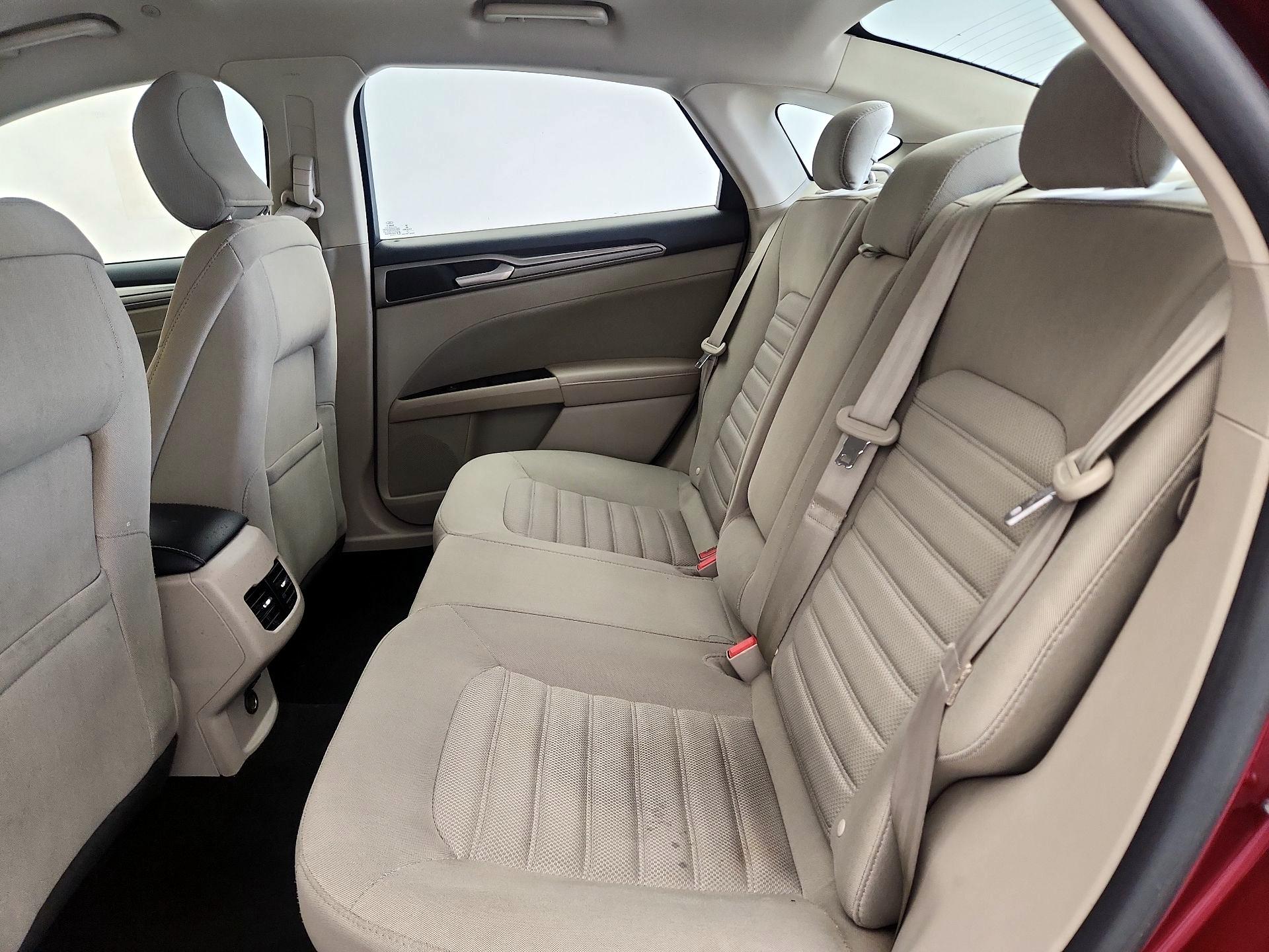 Thumbnail: 2018 Ford Fusion - 19