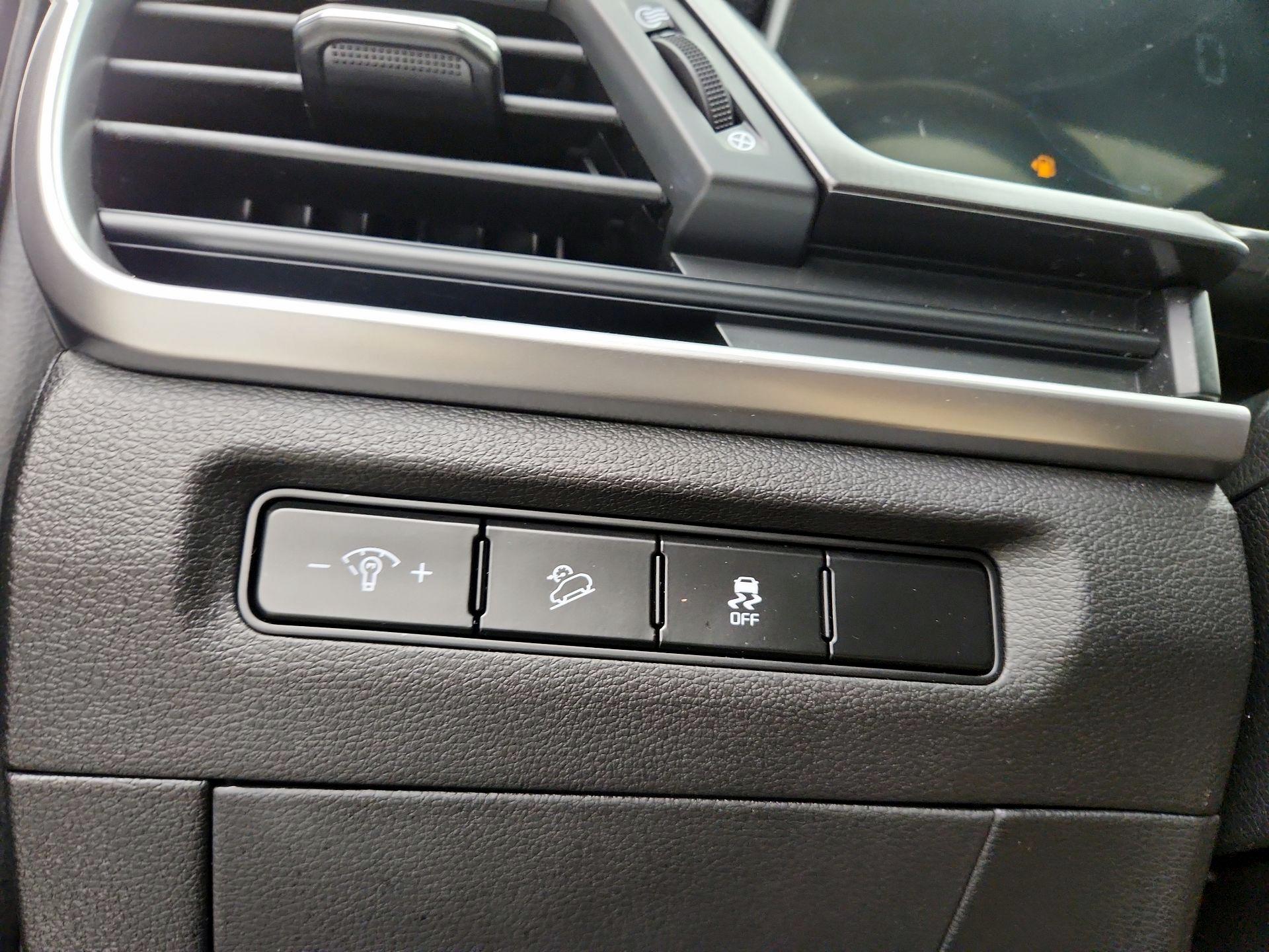 Thumbnail: 2024 Kia Telluride - 13