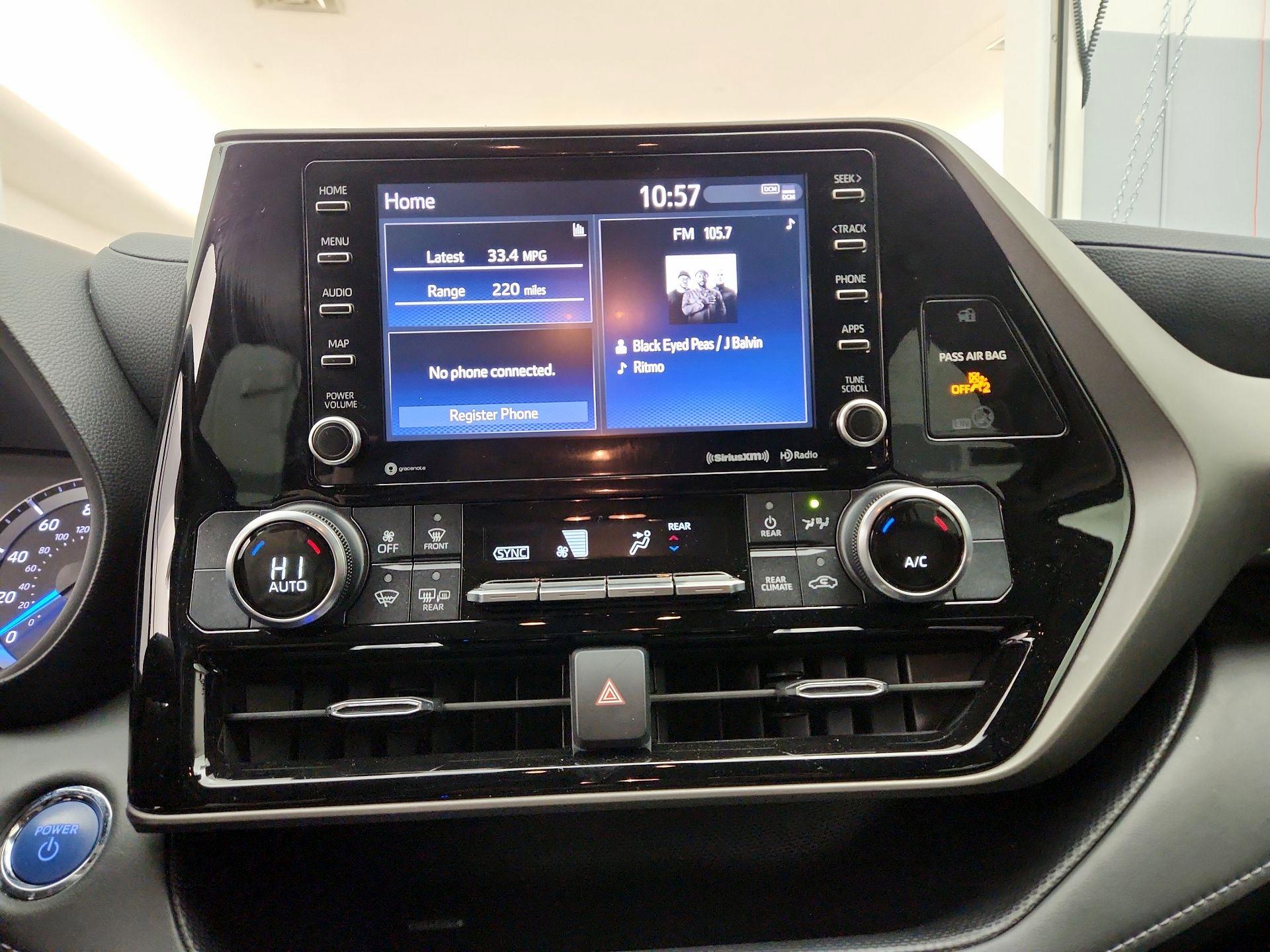 Thumbnail: 2022 Toyota Highlander - 15