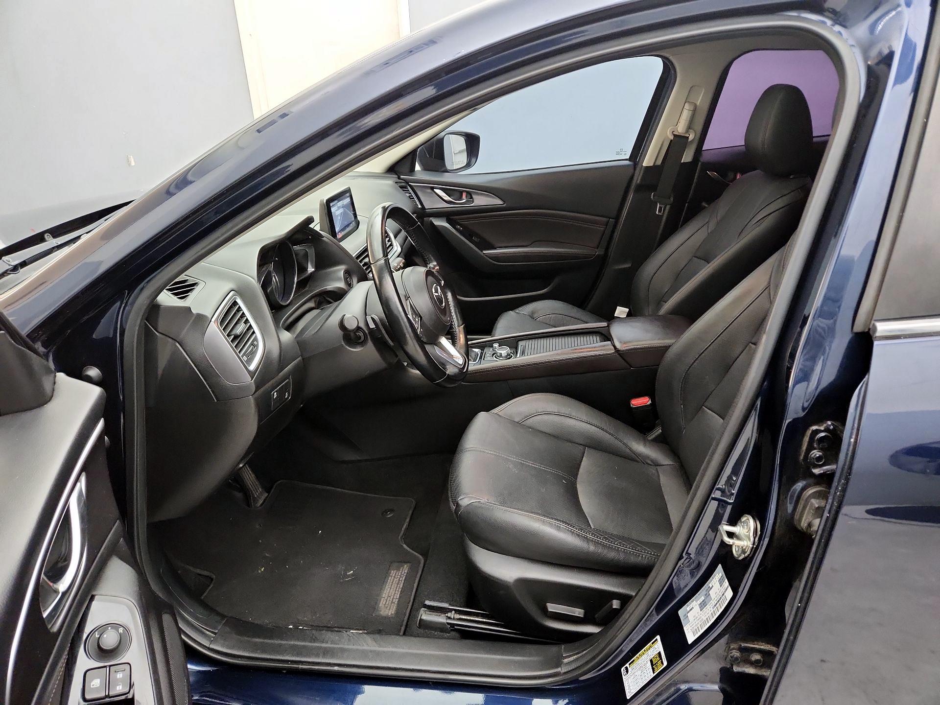 Thumbnail: 2017 Mazda Mazda3 - 11