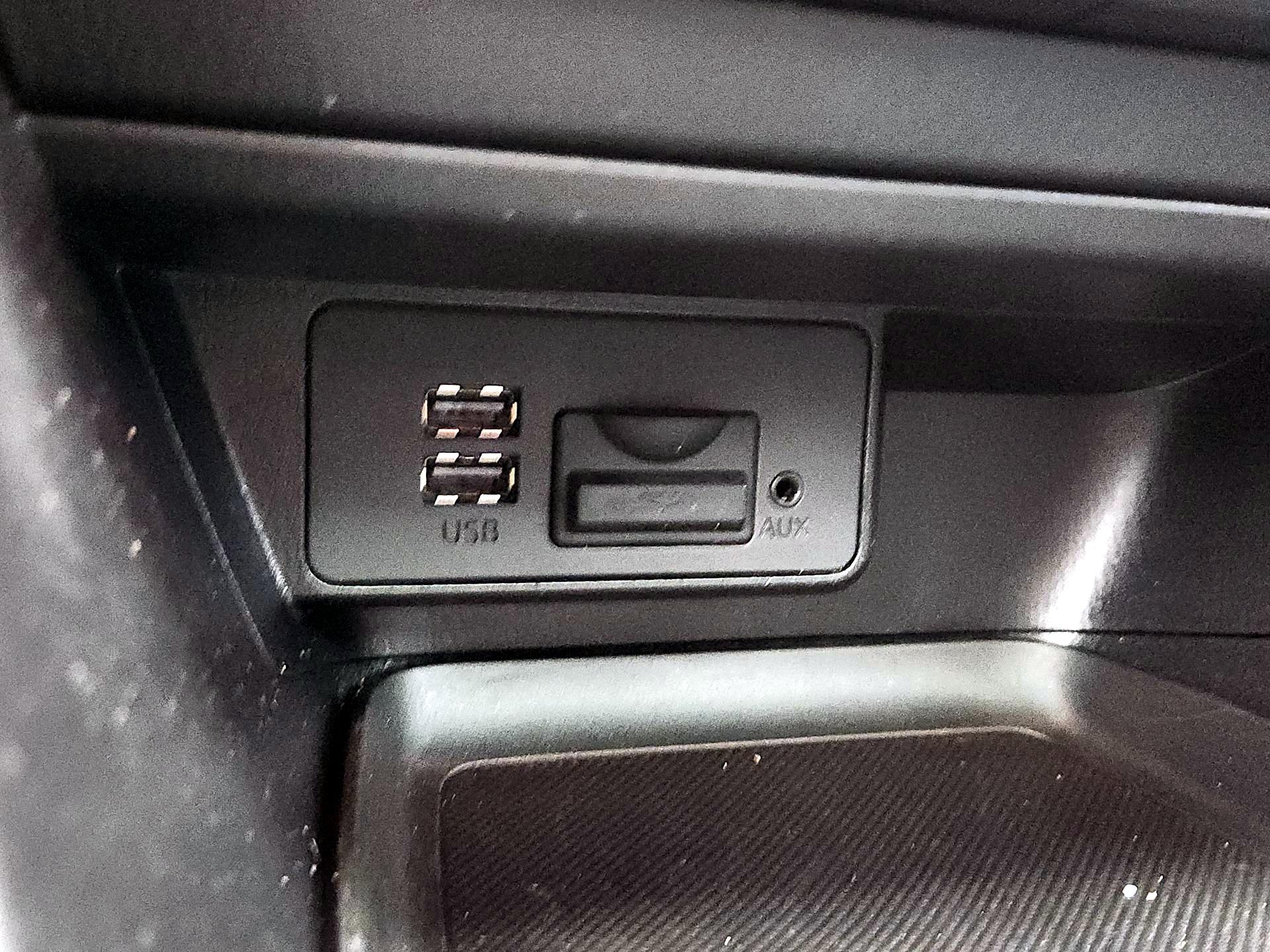 Thumbnail: 2017 Mazda Mazda3 - 19