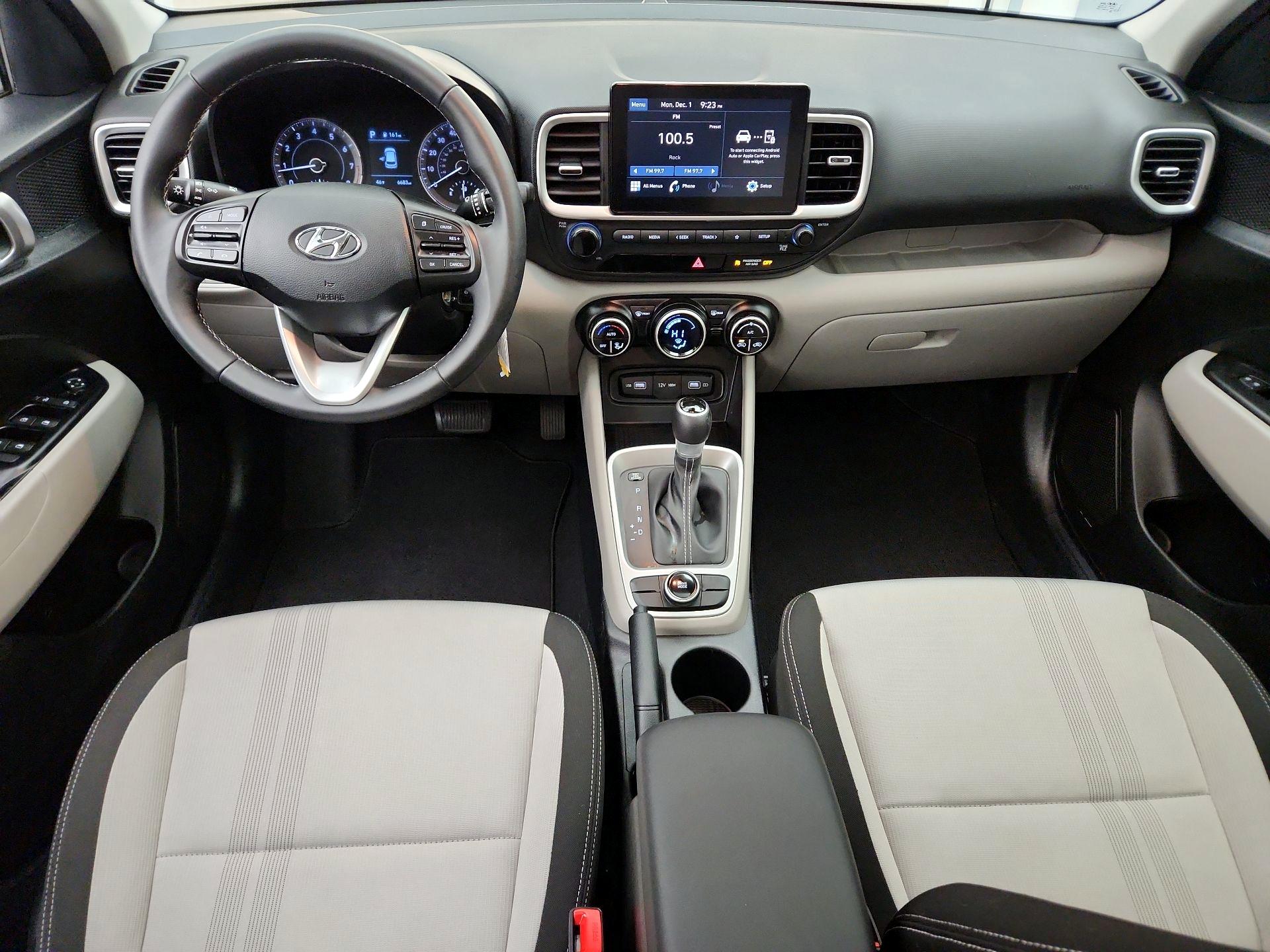 Thumbnail: 2022 Hyundai Venue - 9