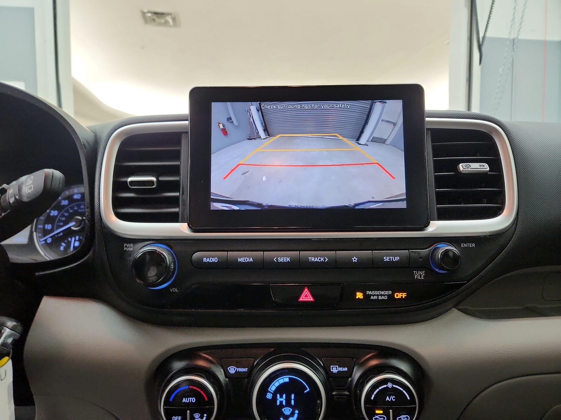 Thumbnail: 2022 Hyundai Venue - 14