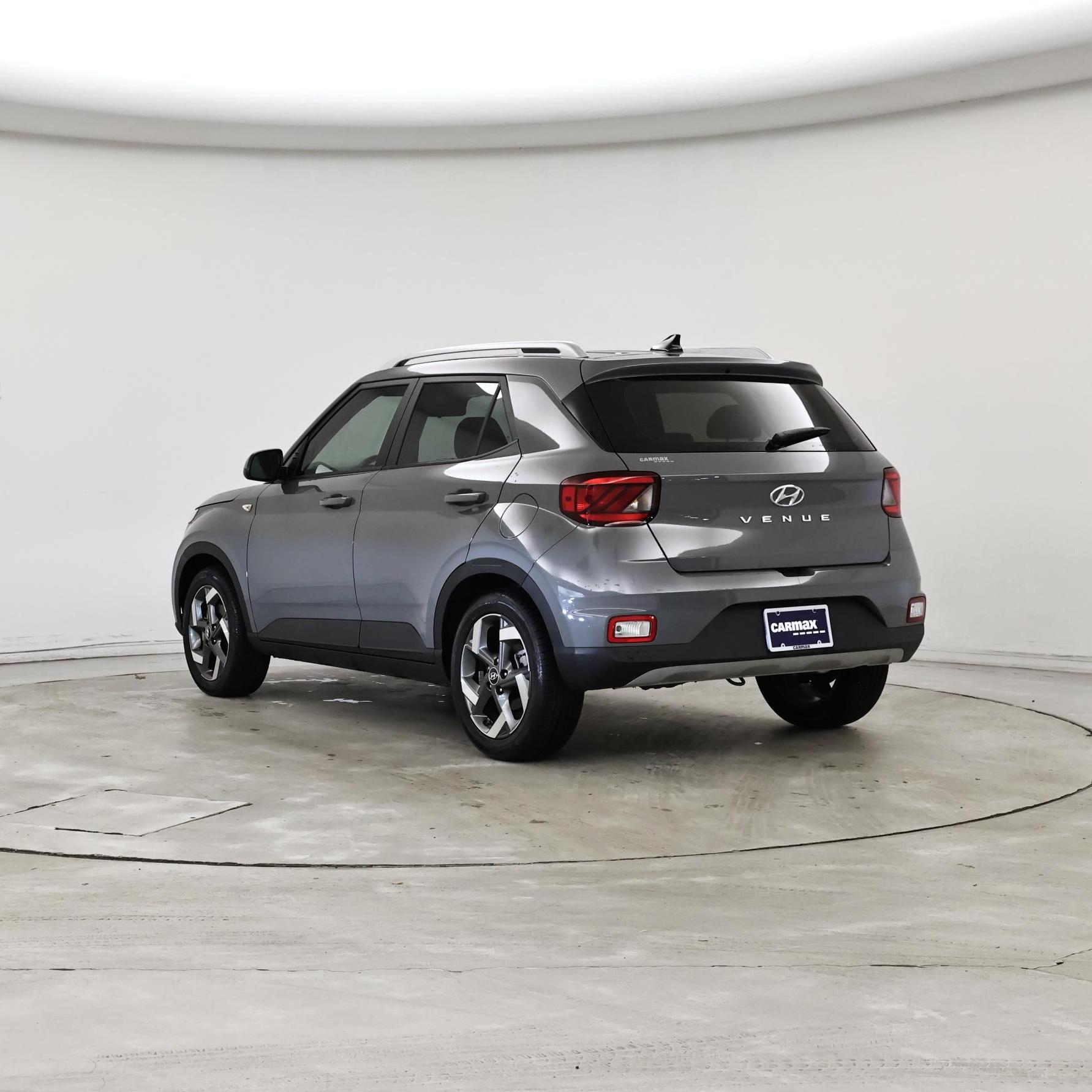 Thumbnail: 2022 Hyundai Venue - 2